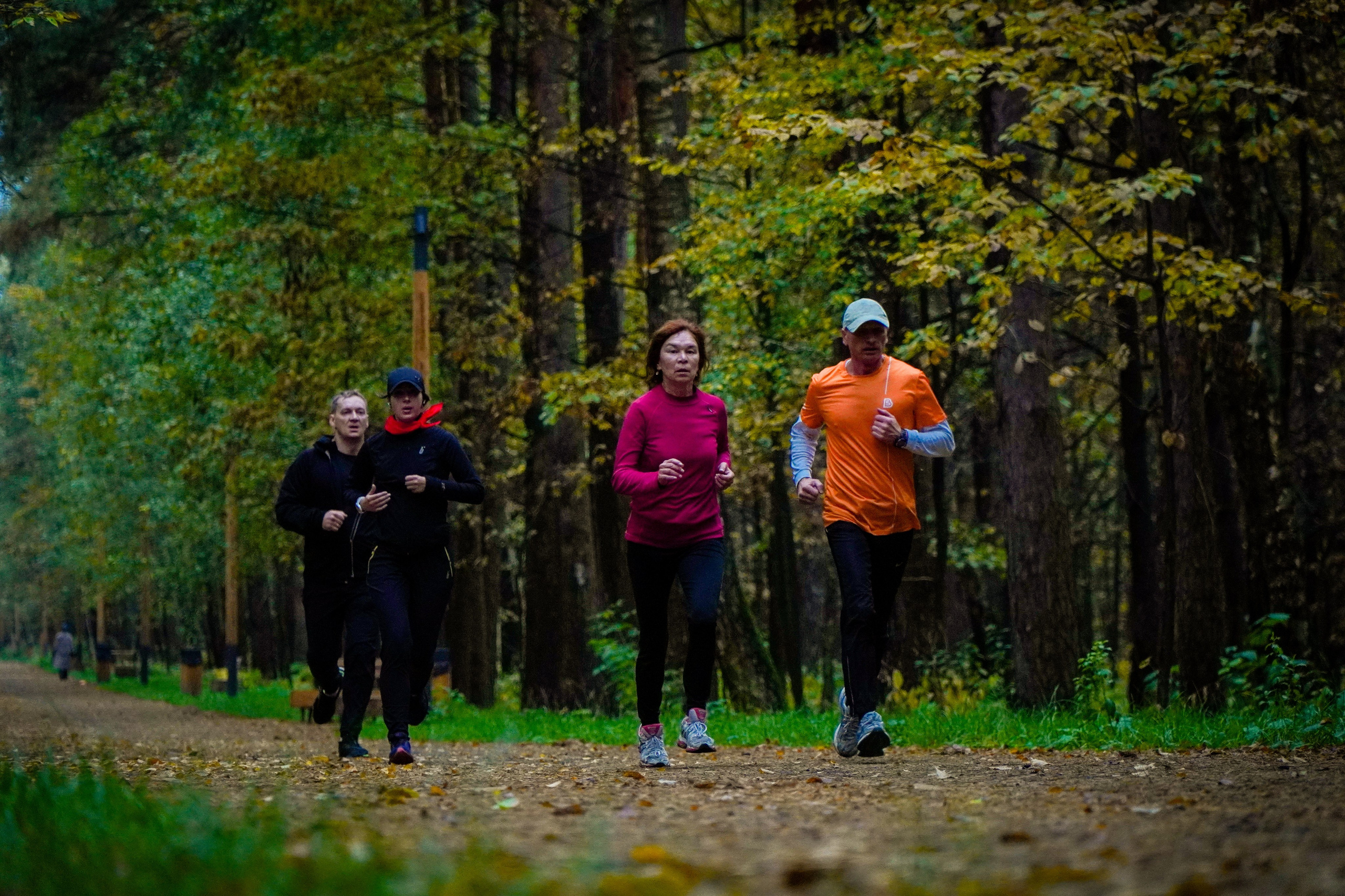 100-й забег 5 вёрст Томилинский. Роман Капилюшов. Бег. Фото. Видео. г. Люберцы