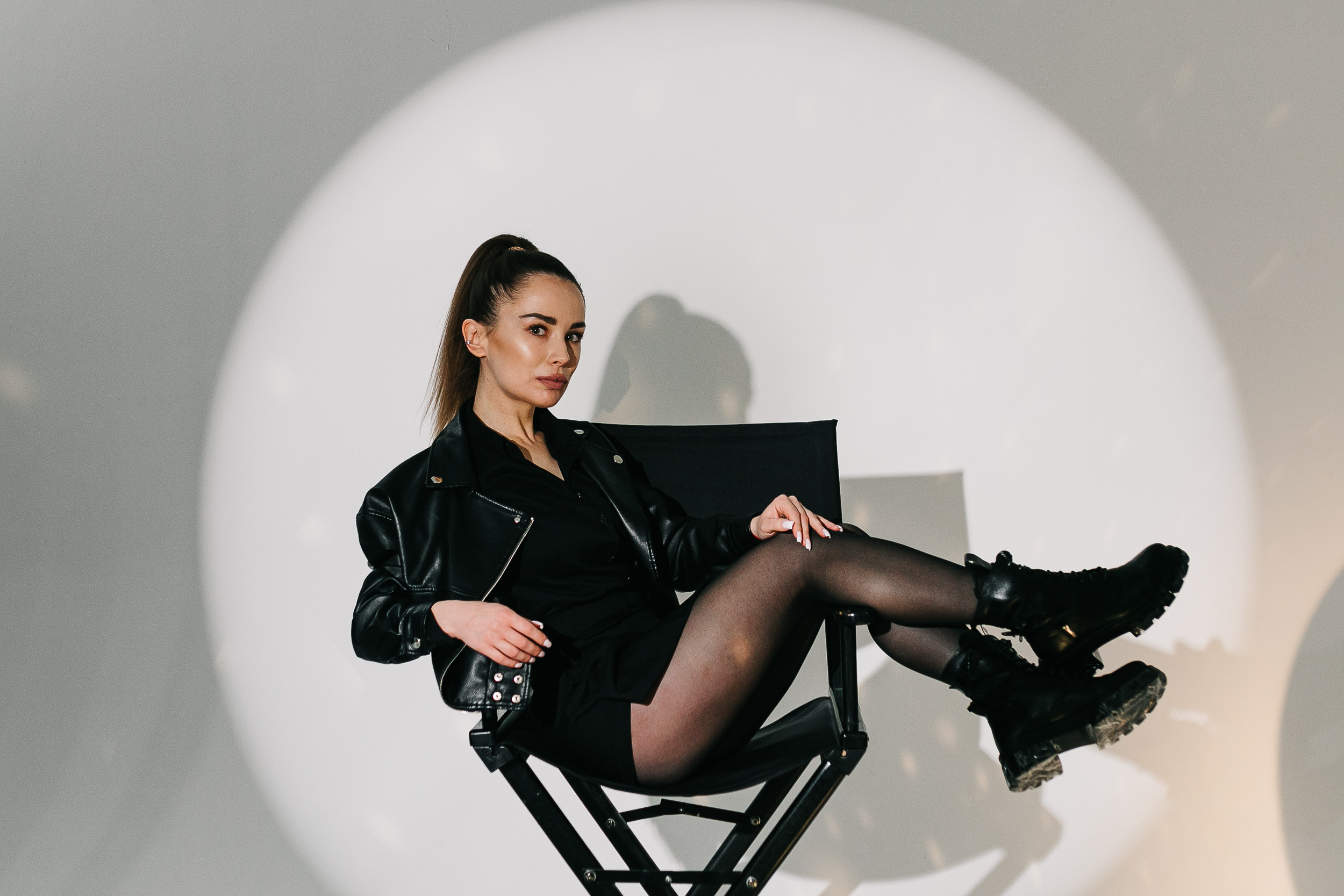 Портретная фотосессия в студии Гомель. Свадебный и репортажный фотограф Минск Гомель. Андрей Воробьёв