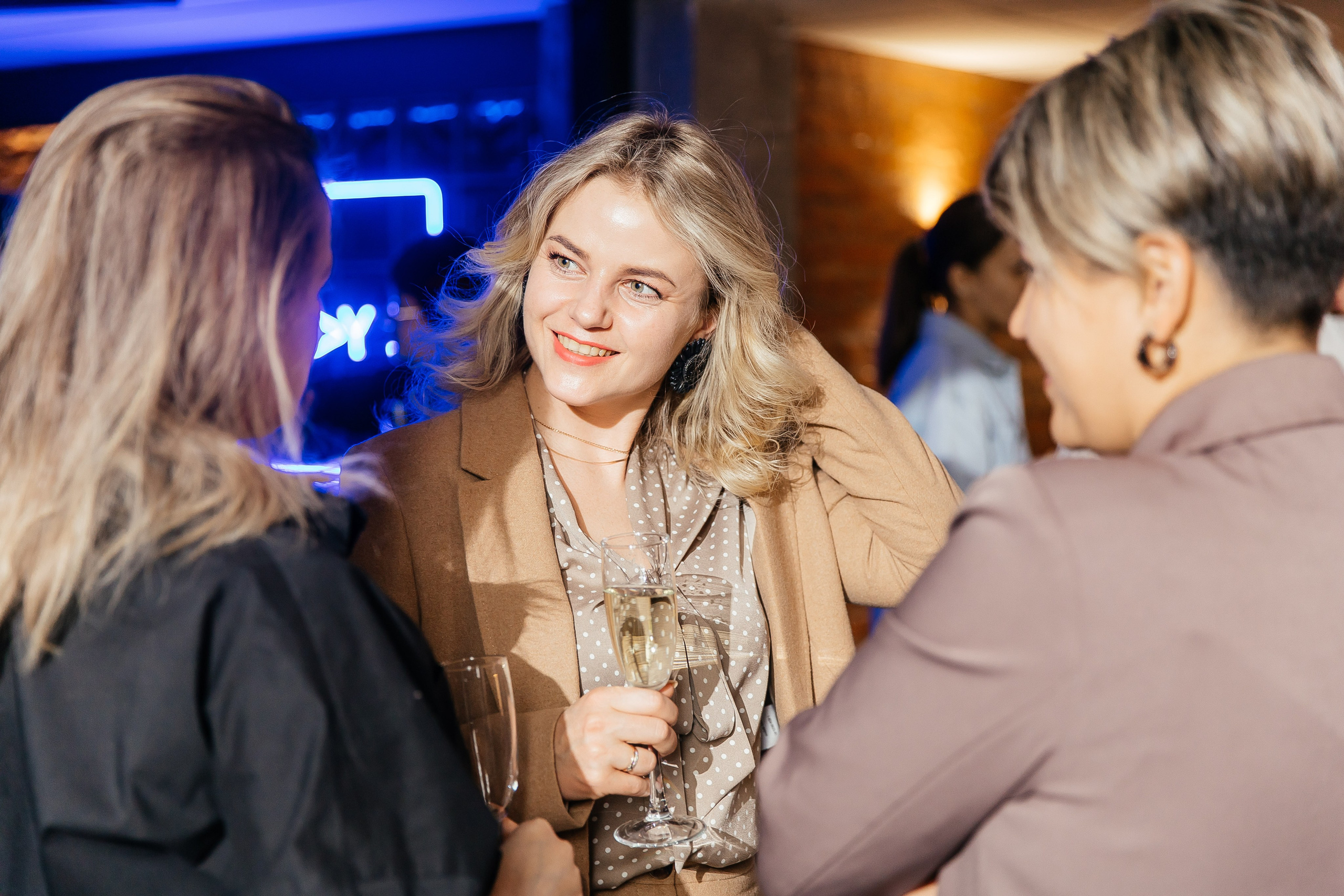 Презентация новинок систем света Maytoni в One way loft. Фотограф в Красноярске Надежда Воскресенская