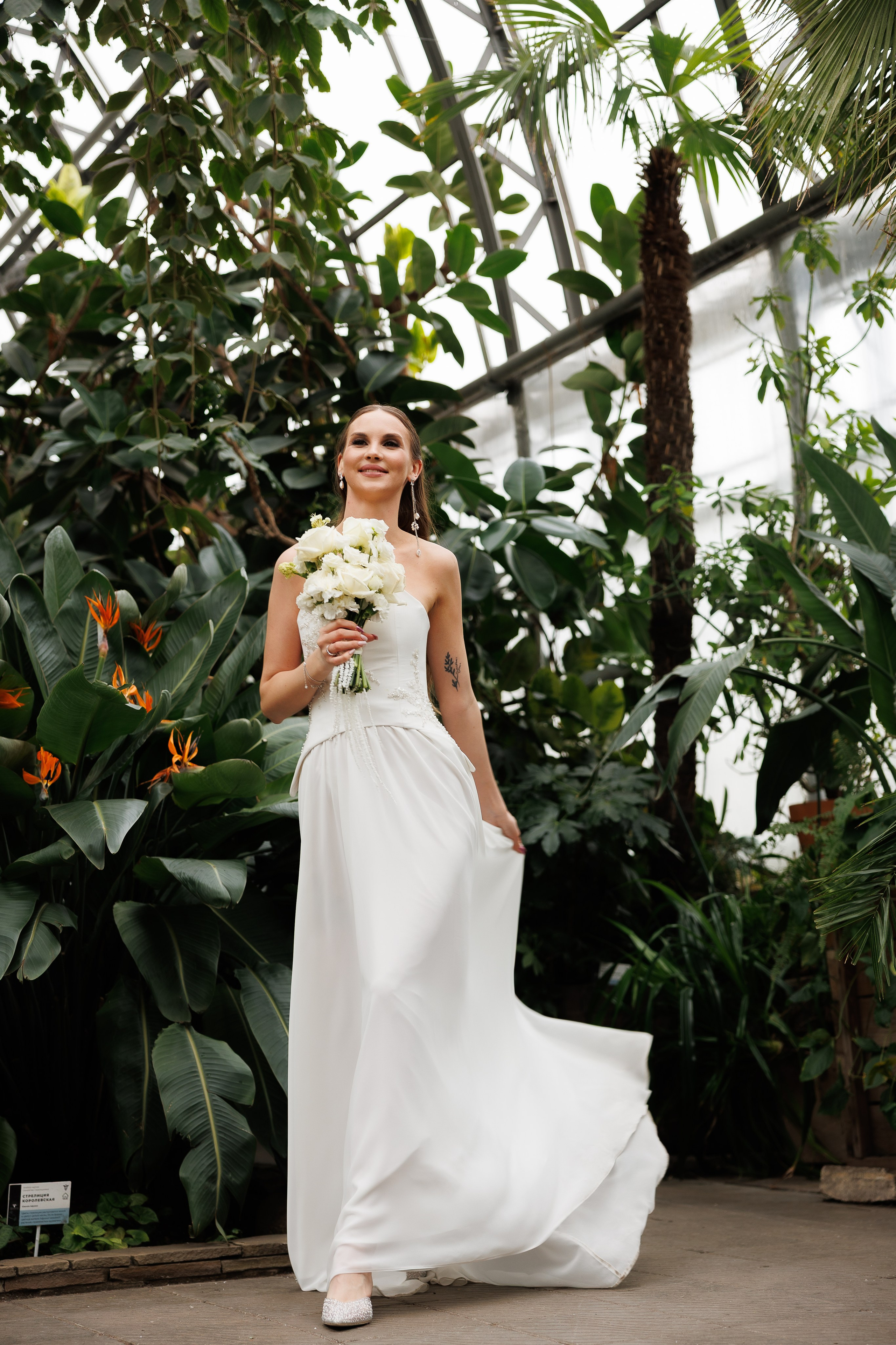 Свадебная прогулка в оранжерее. Питер. Свадебный и семейный фотограф в Москве Красинская Мария