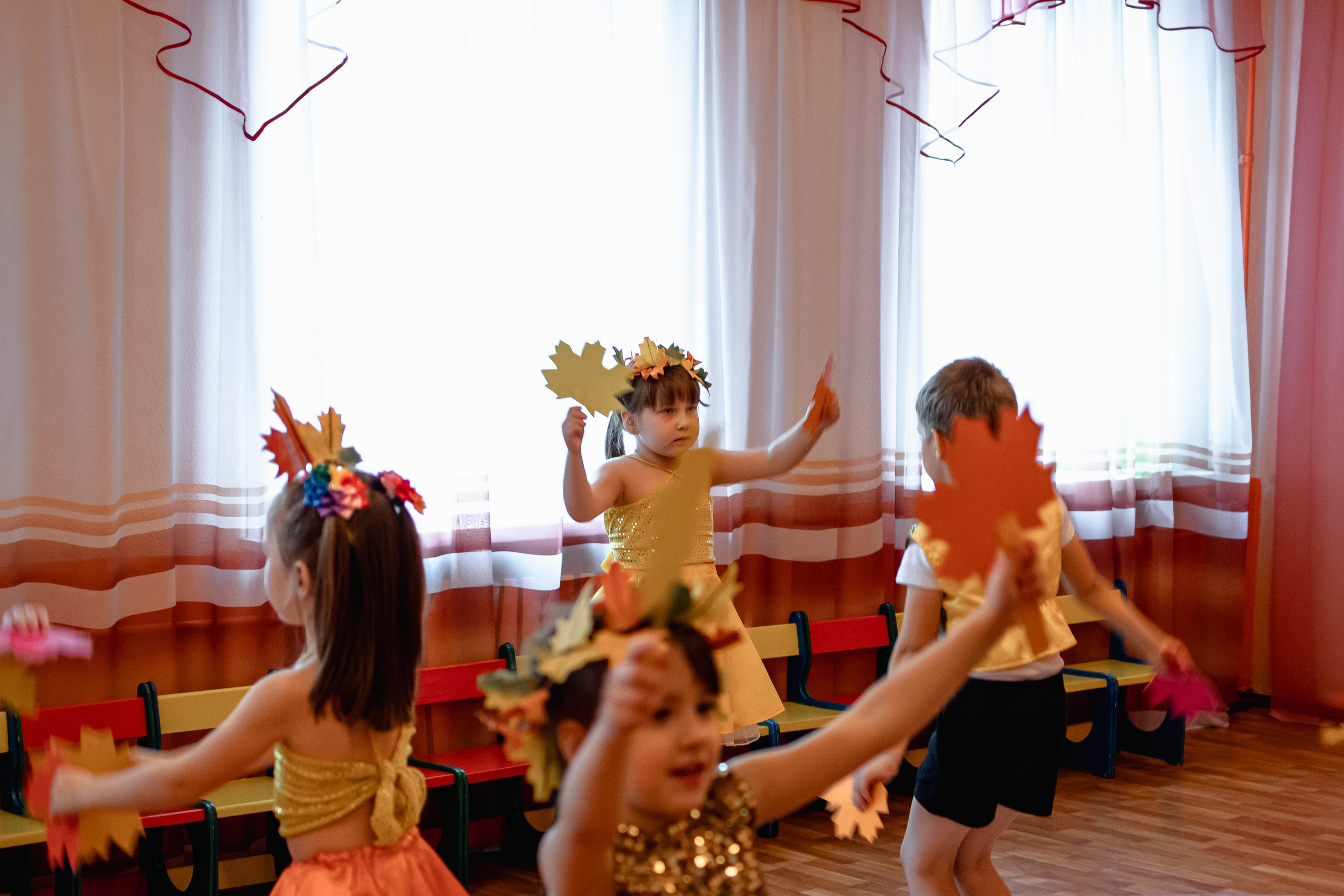 Осенний праздник в детском саду. Маргарита. Семейный фотограф в Минске Приболовец Светлана