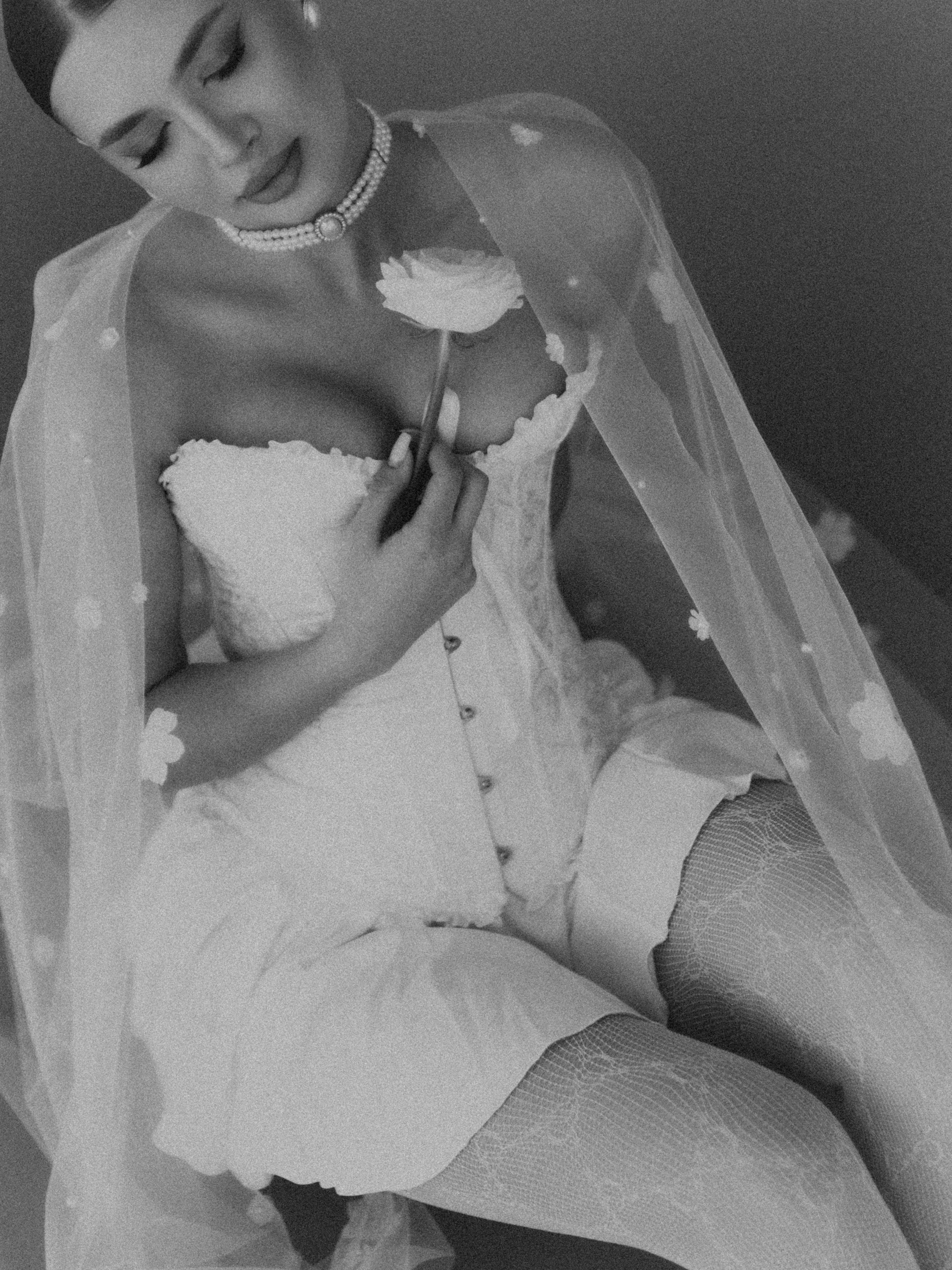 Мария в ArtModa (вариант утра невесты). Свадебные фотографы в Гомеле и Минске Сергей и Анастасия Фещенок