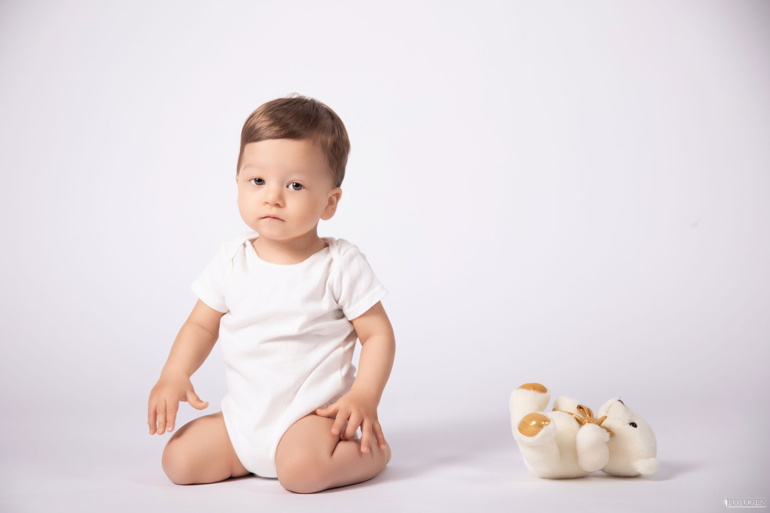 Фотосессия Мальчиков до 3 лет в Студии — Fotogen. Интерьерная фотостудия FOTOGEN г. Краснодар