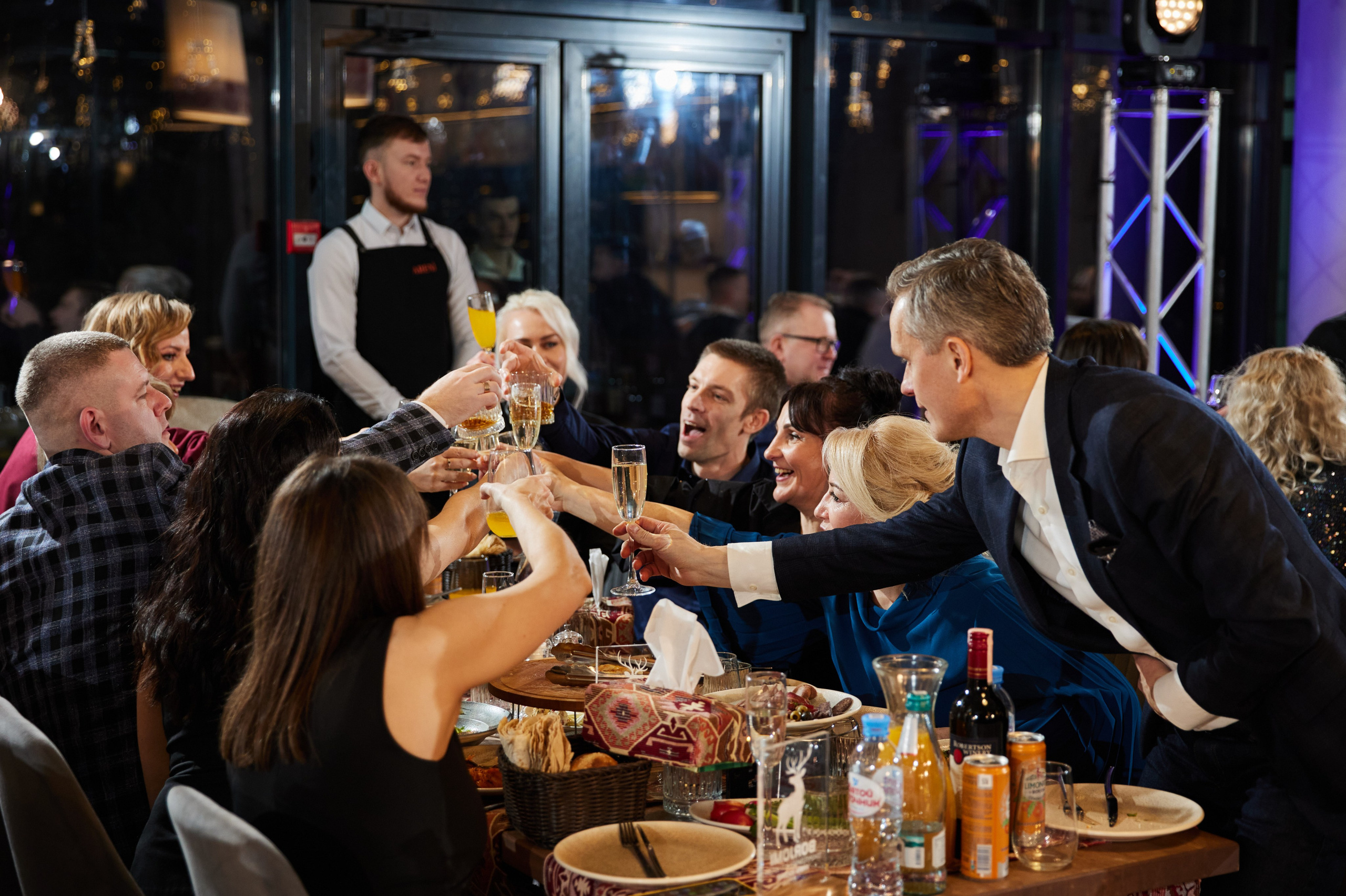 Корпоратив Боржоми. Свадебная, репортажная фотосъемка и видеосъемка в Минске. Илья и Юлия Ширмановы. Фотограф | Видеограф | Минск