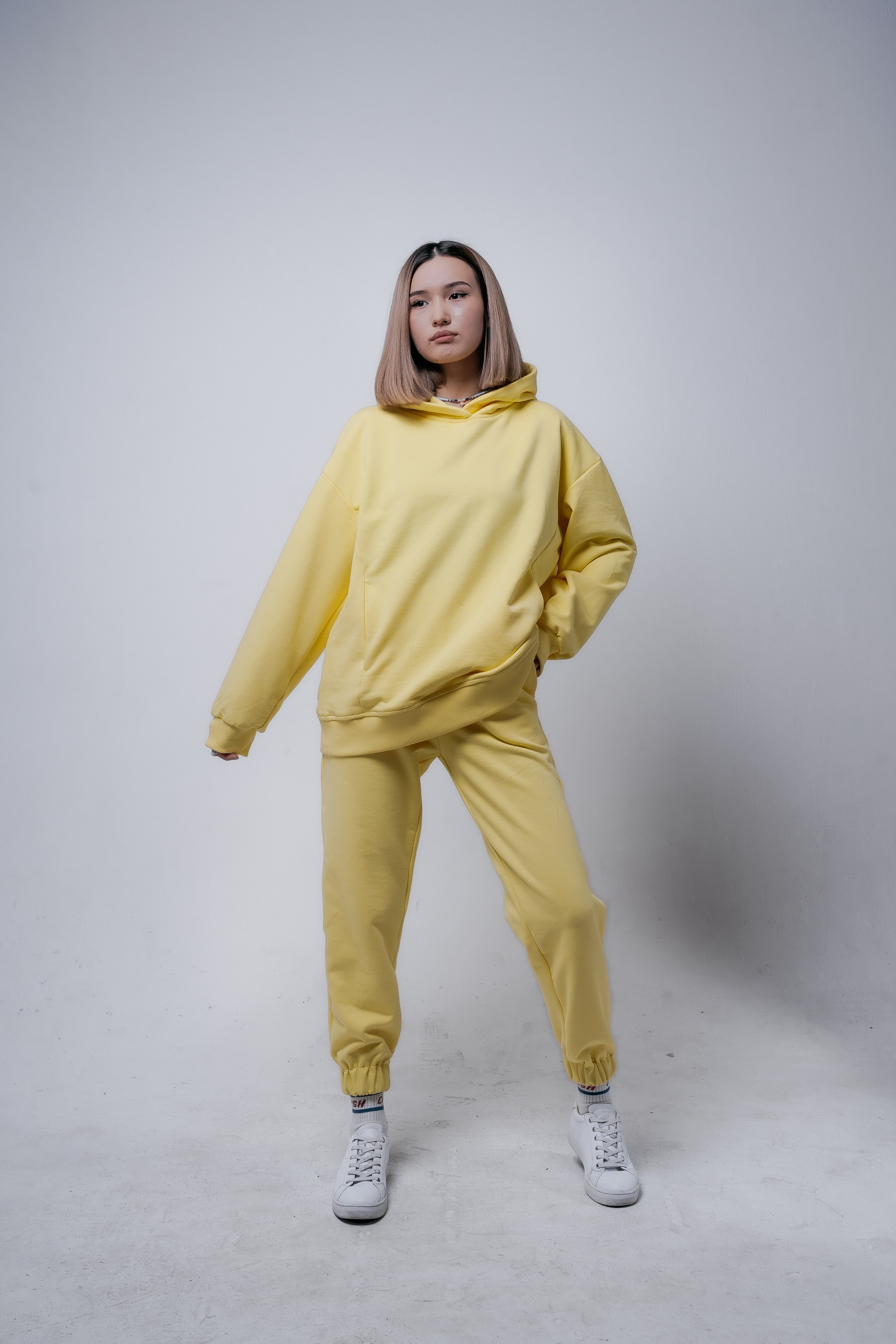 Одежда — Лукбук / Кампейн