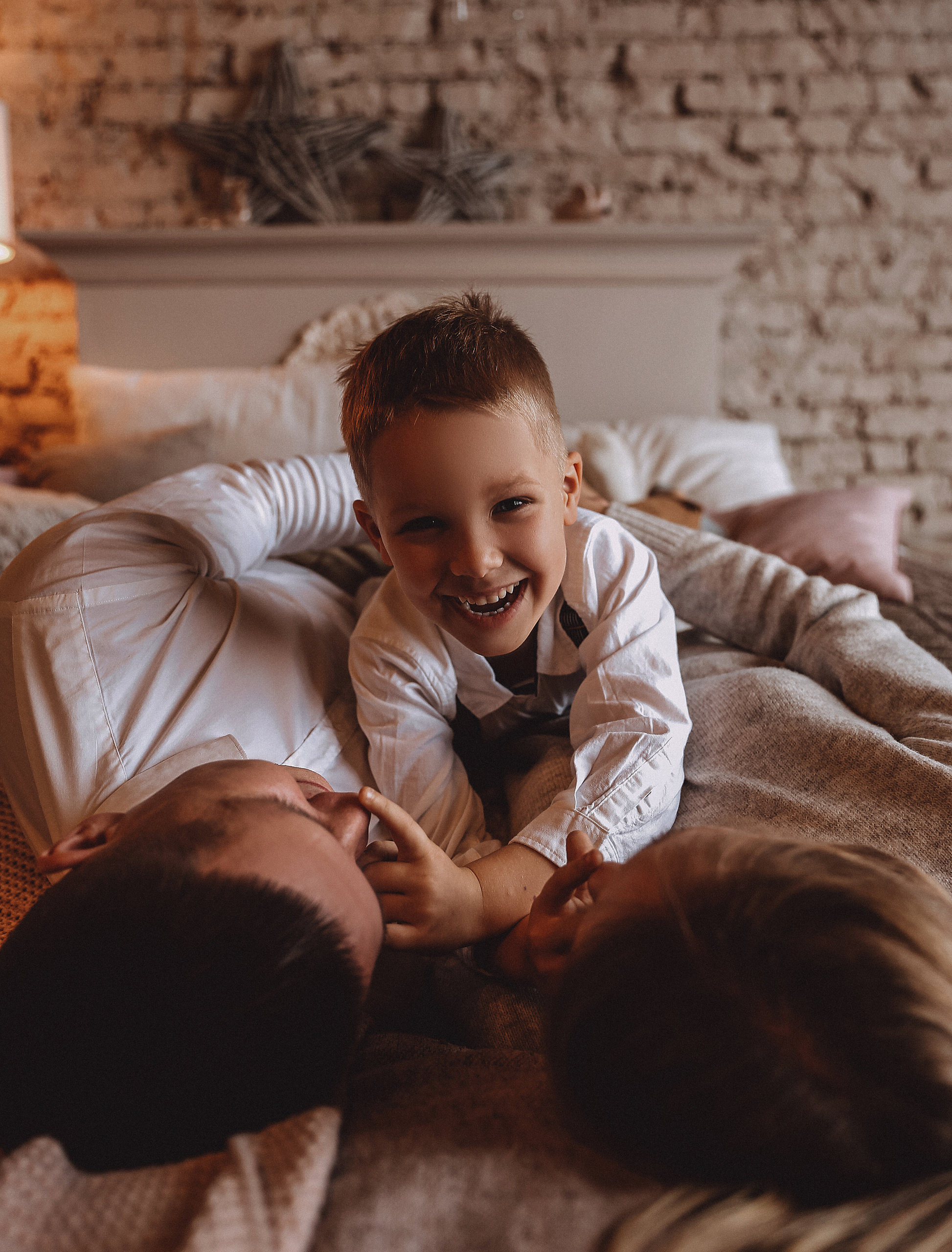 Лена, Сережа и Тамерлан — фотостудия «Елка». Фотограф в Краснодаре и Краснодарском крае