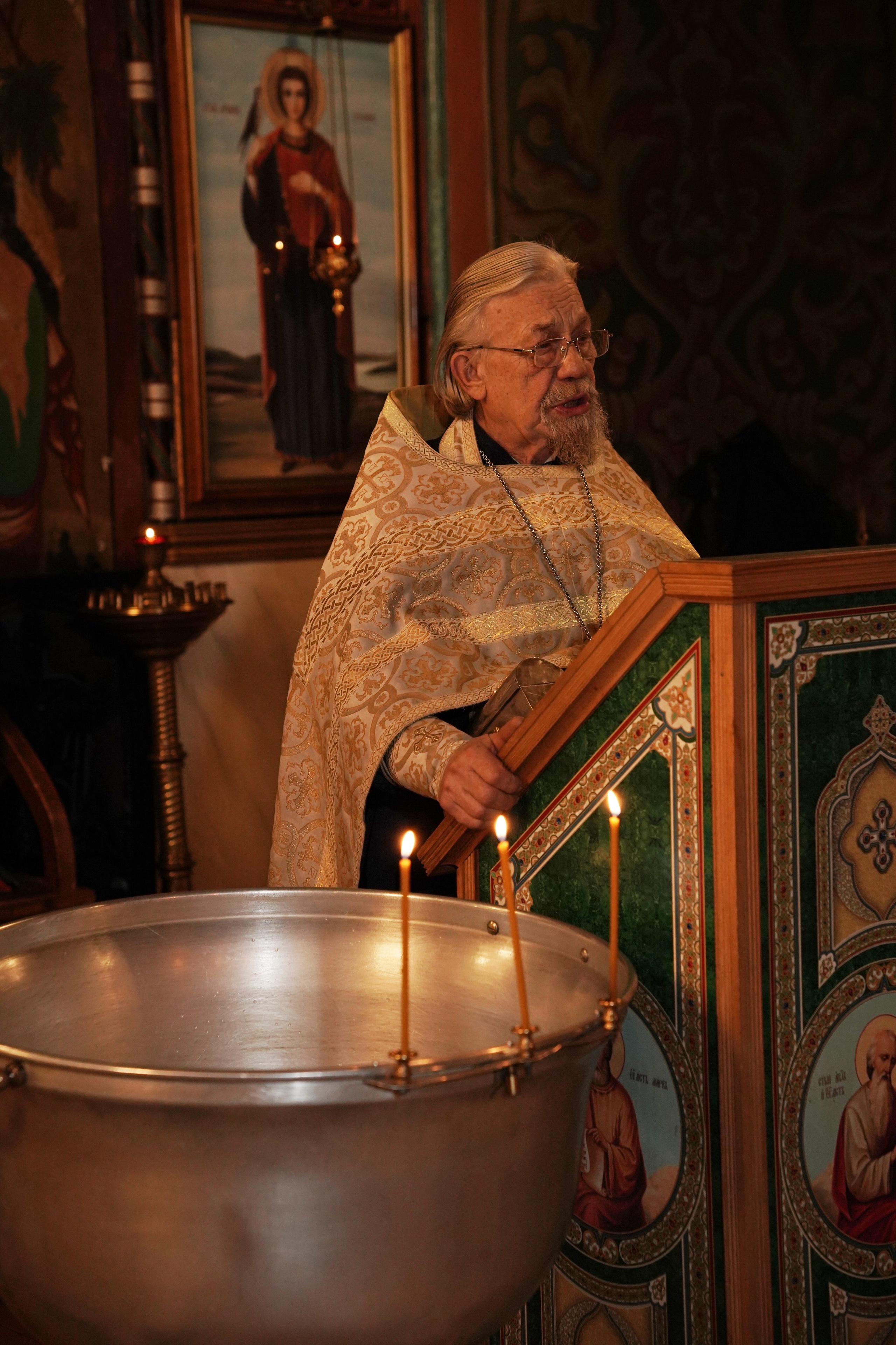 Виктория. Студийный и портретный фотограф в САНКТ-ПЕТЕРБУРГЕИрина Махаон