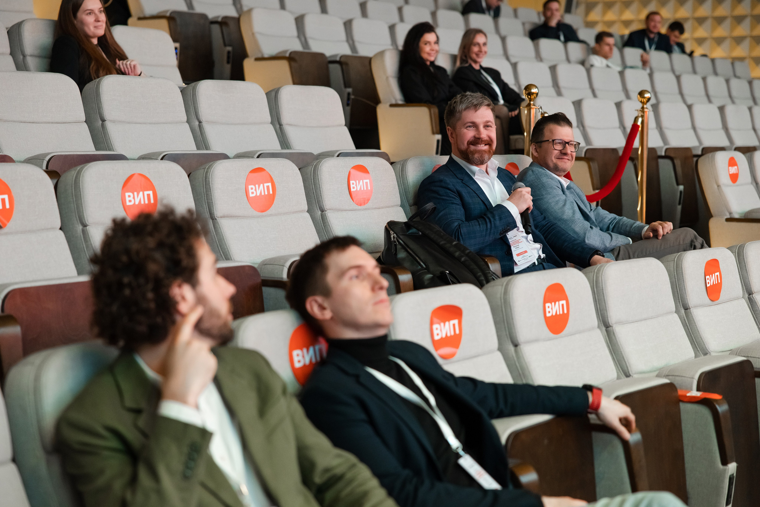 Новые технологии и философия комфортного жилья. Свадебный репортажный фотограф в Москве