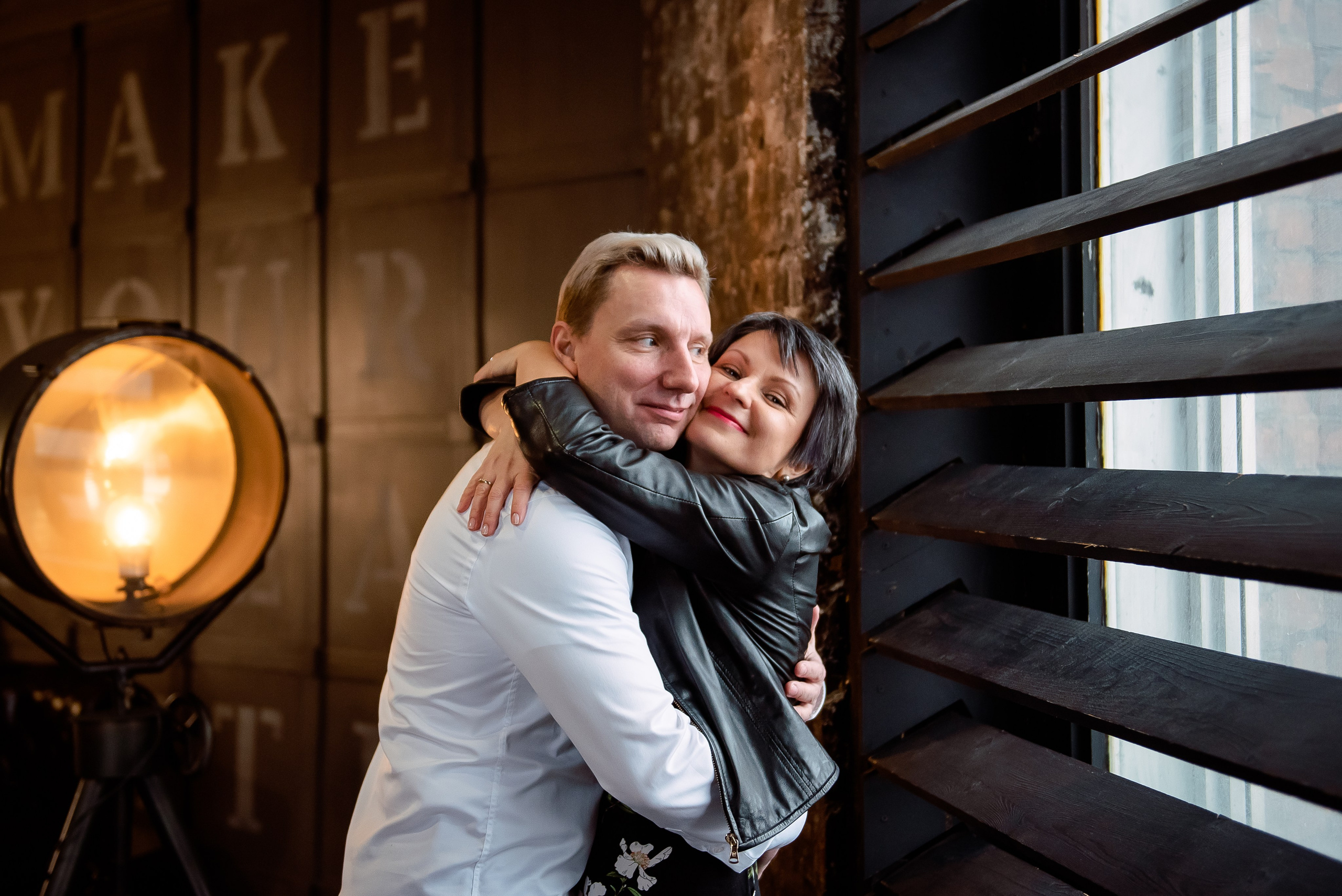 Семейная фотосессия в Wood-studio. Свадебный и семейный фотограф в Москве Юлия Винник