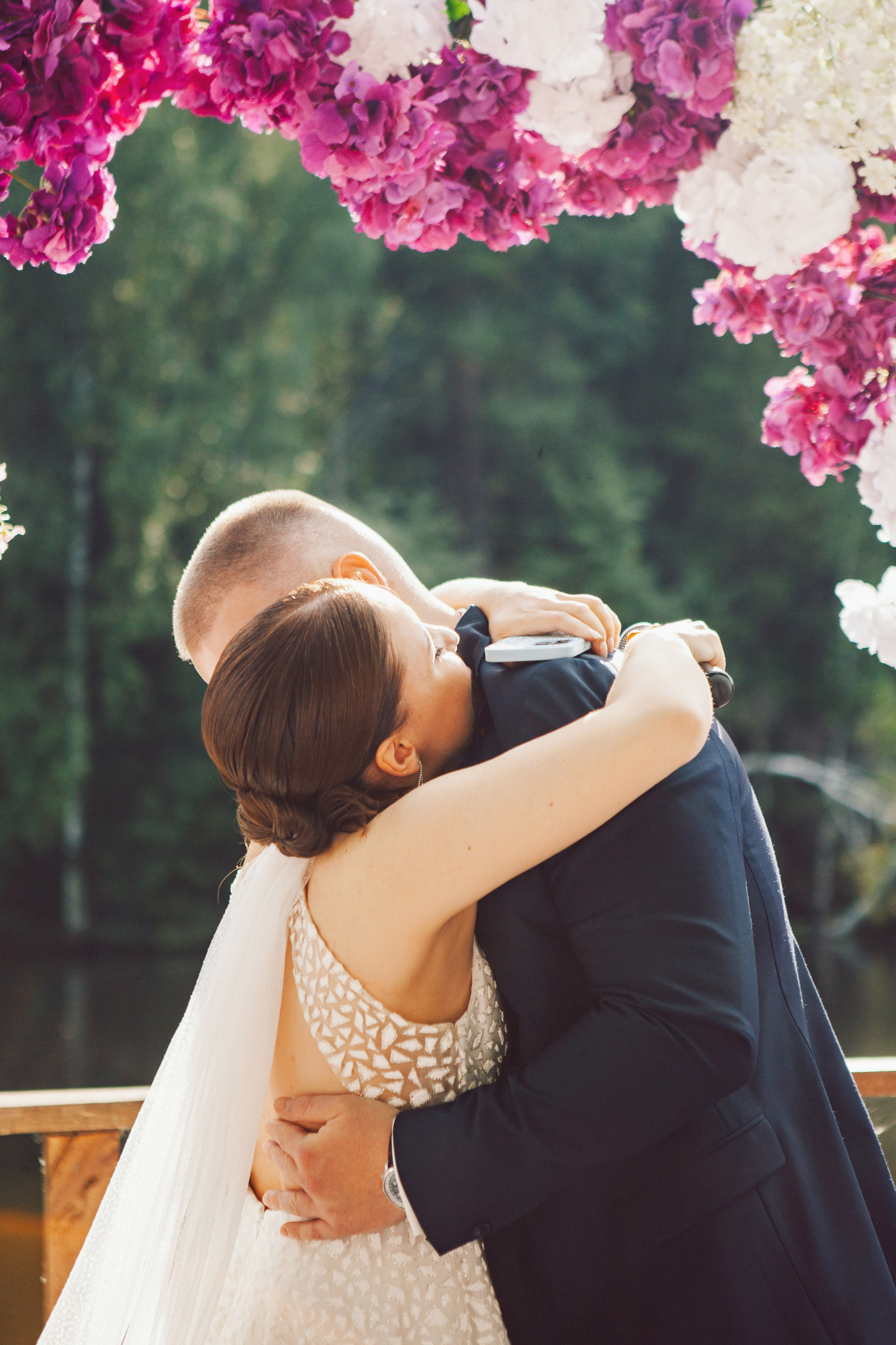 Свадебная фотосессия в отеле hartwell hotel и на патриарших прудах. Фотограф Ольга Ефремова