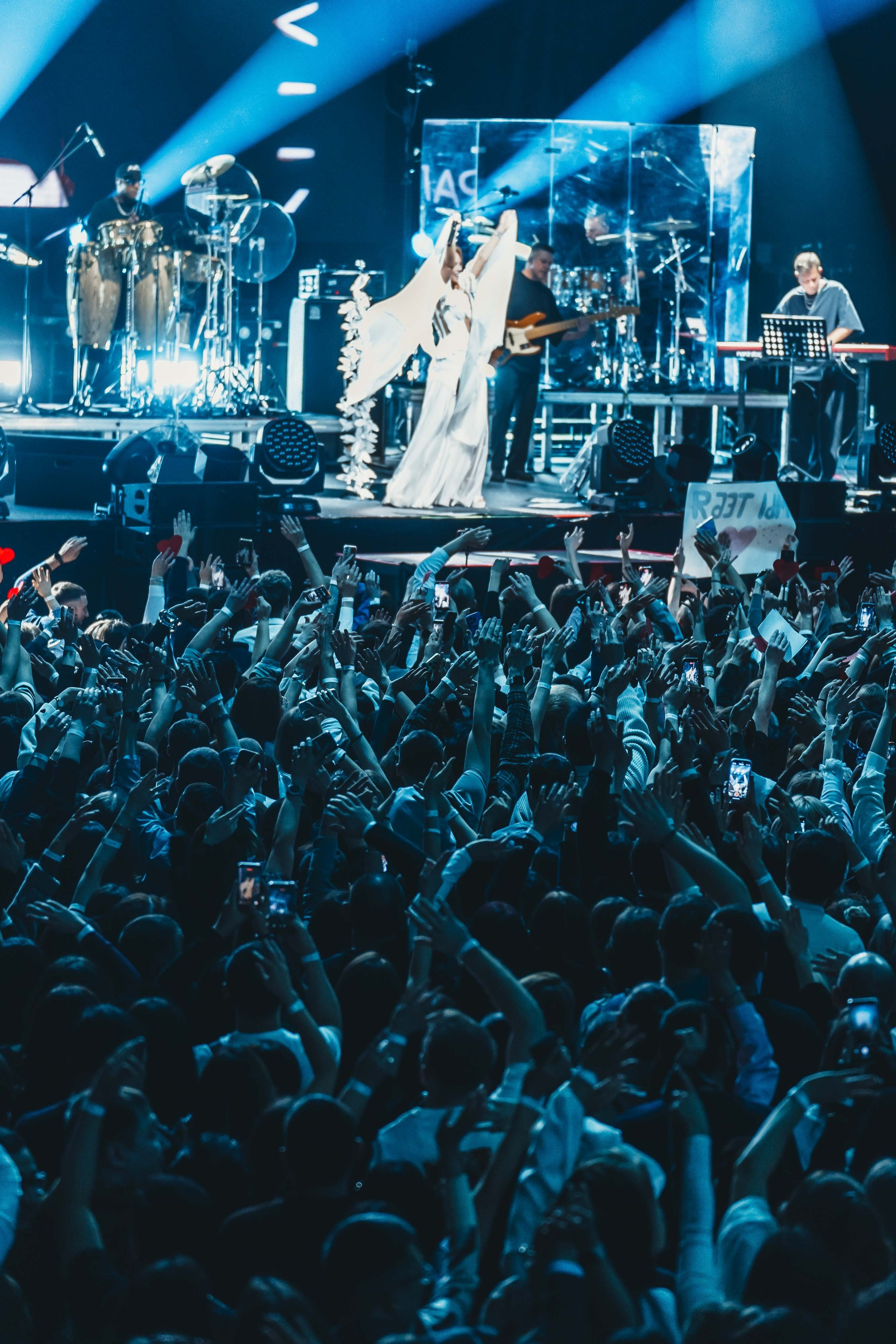 МакSим в Астане. Профессиональный фотограф в городе Астана Копанев Данил