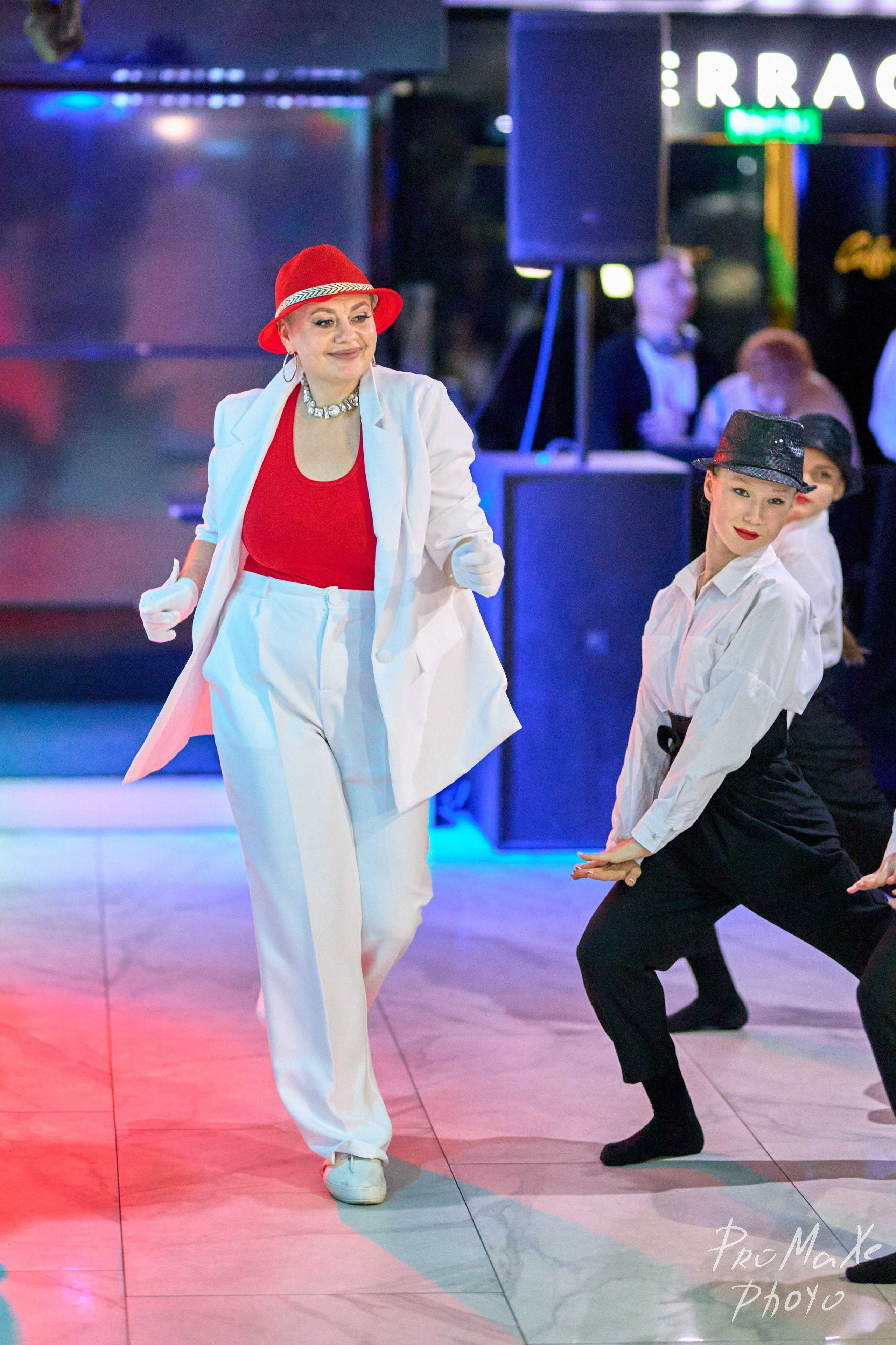 Зал КРАСА МАСС-МЕДИА ЧУВАШИИ. Владимир Суздалов (ProMaXe) — Портретный фотограф, тематические фотосессии в Чебоксарах