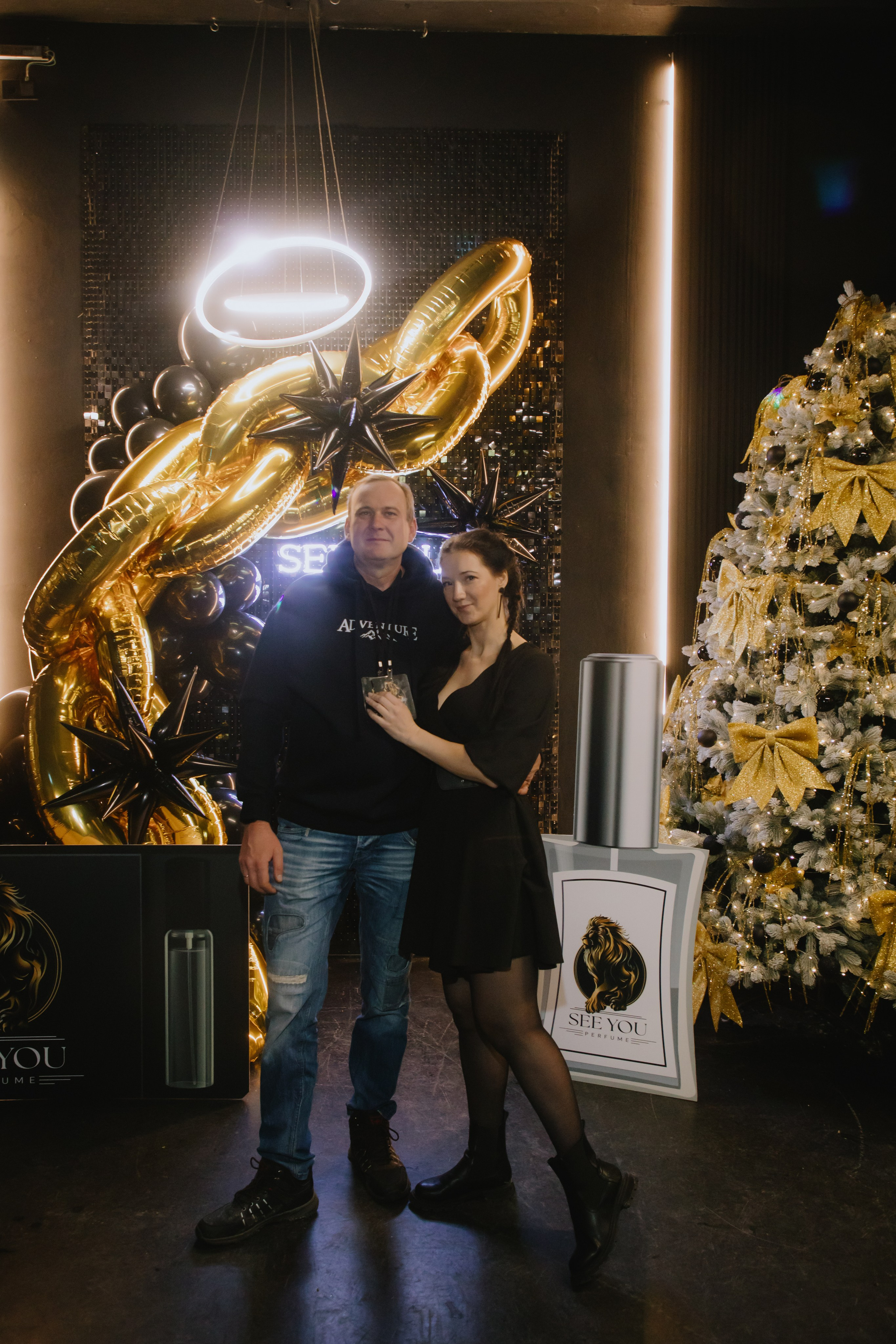 See `You Perfume. Фотограф в Москве и Санкт-Петербурге Дарина