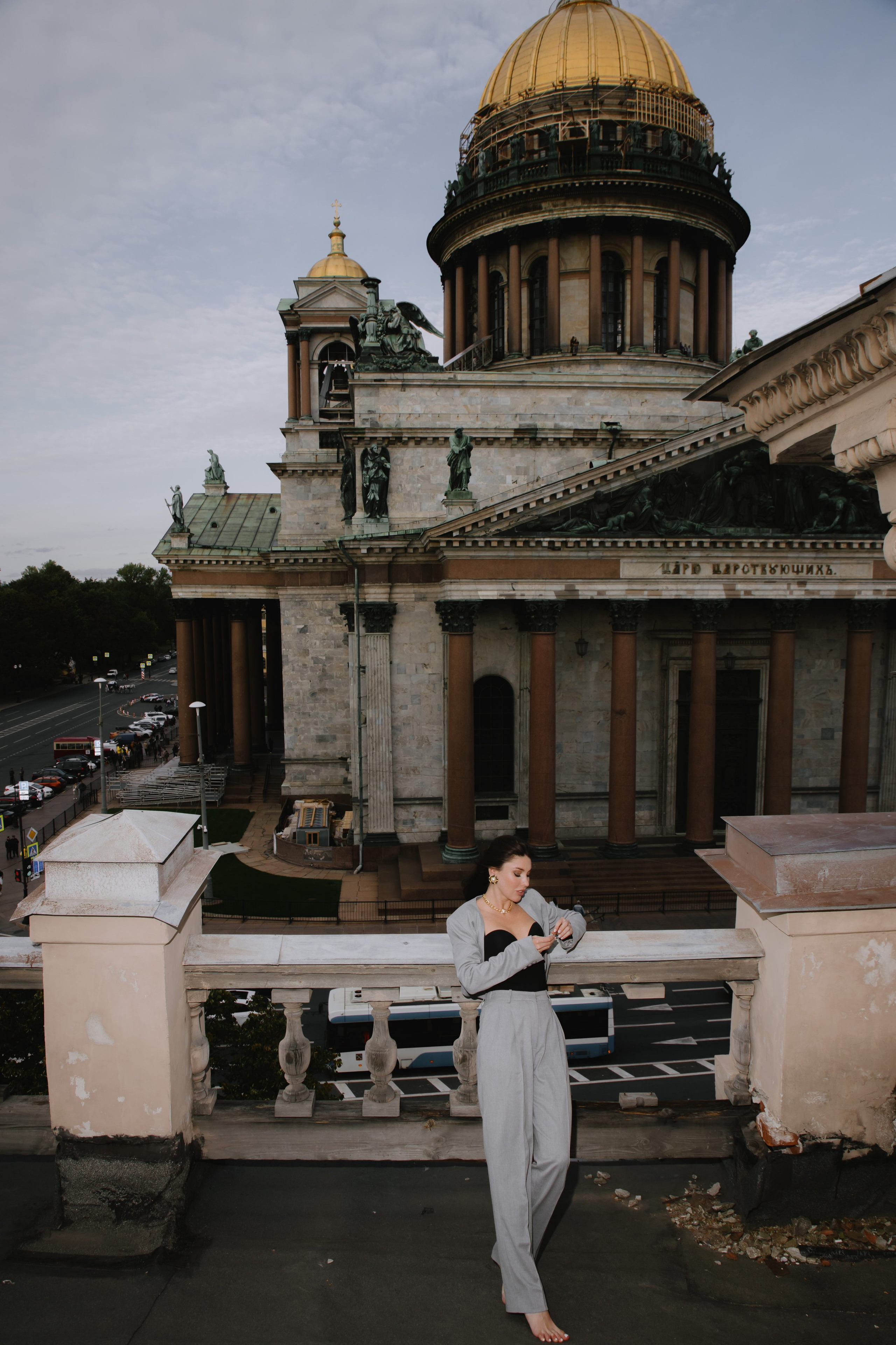 Вероника (съемка на крыше). Фотограф в Москве и Санкт-Петербурге Дарина