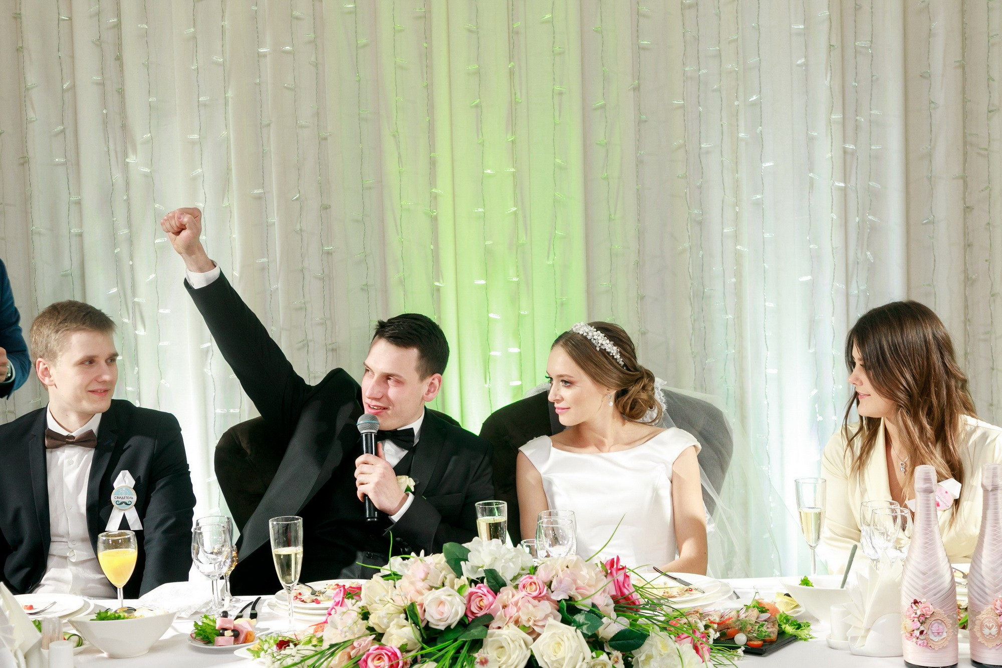 Свадьба с огоньком. Фотограф крещение венчание в Петербурге! Помогает подобрать храм и посоветовал душевного батюшку в СПб