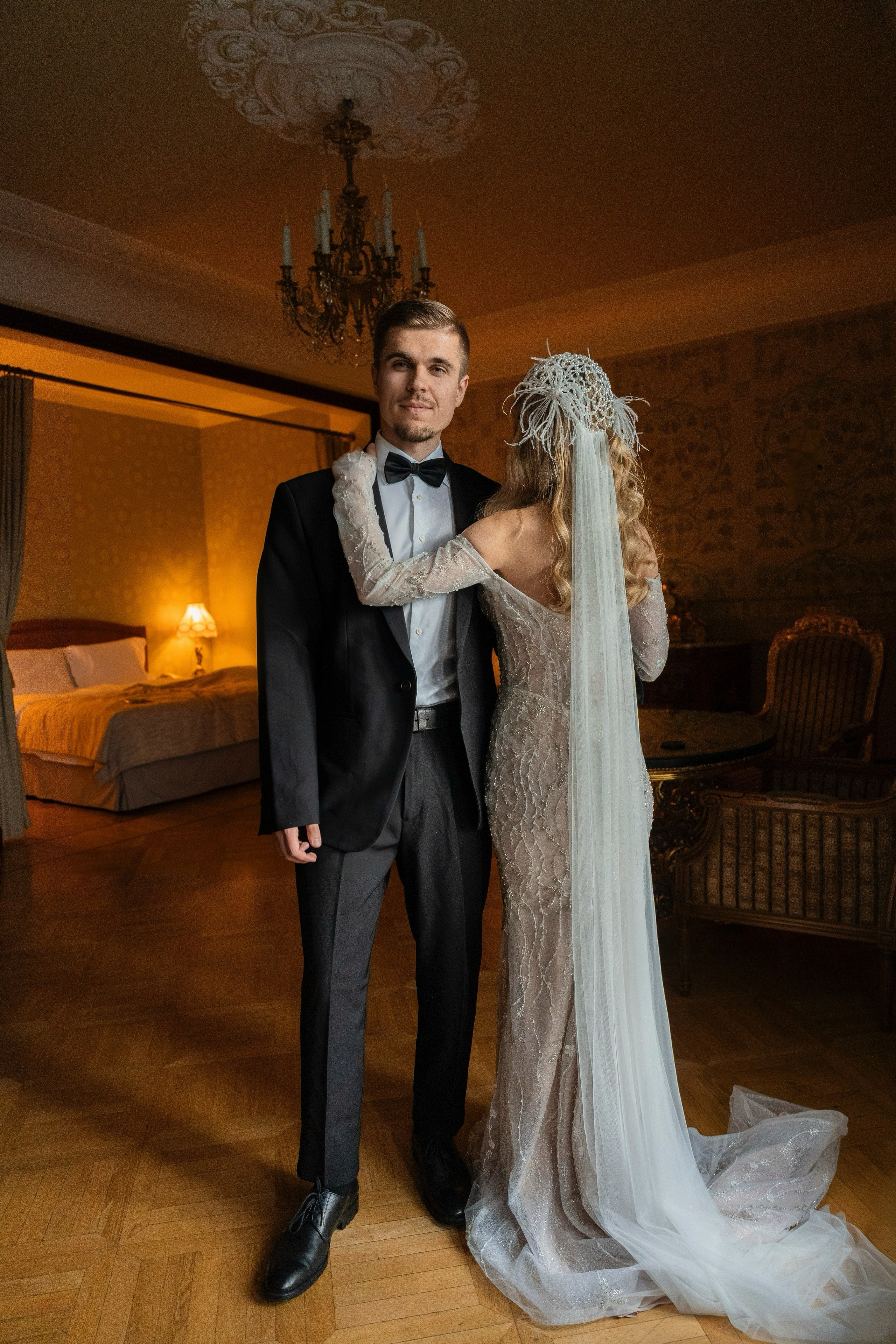 Свадебная фотосессия в отеле Метрополь. Свадебный фотограф в Москве Анна Полушина