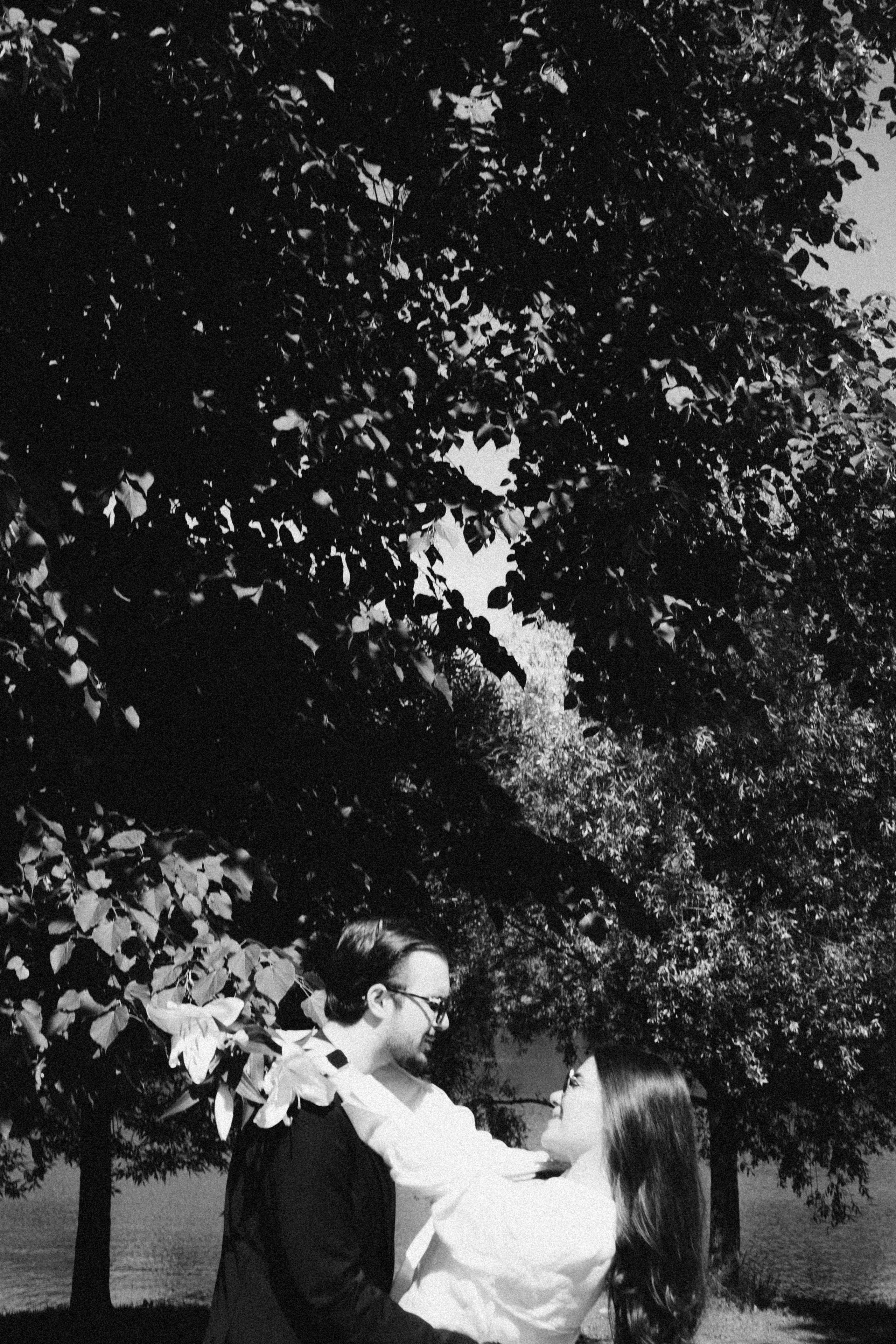 СВАДЕБНАЯ СЬЕМКА В ПАРКЕ ПОБЕДЫ И ПРОГУЛКА ПО МОСКОВСКОМУ ПРОСПЕКТУ. Профессиональный фотограф, Санкт-Петербург — Виктория Богомолова