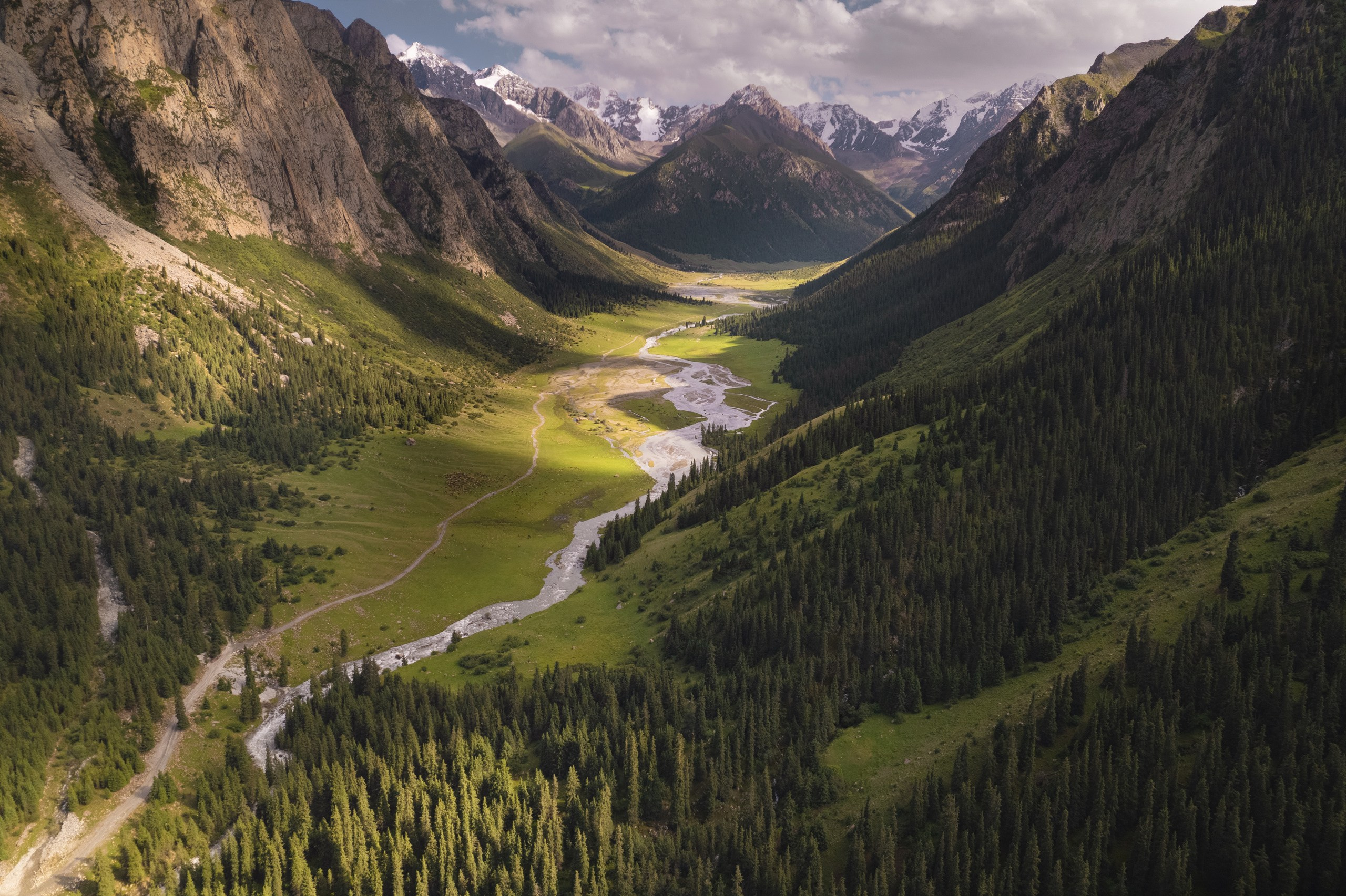 Тянь-Шань. Фотограф в Красноярске Нерозя Александр. Пейзаж, природа, портрет
