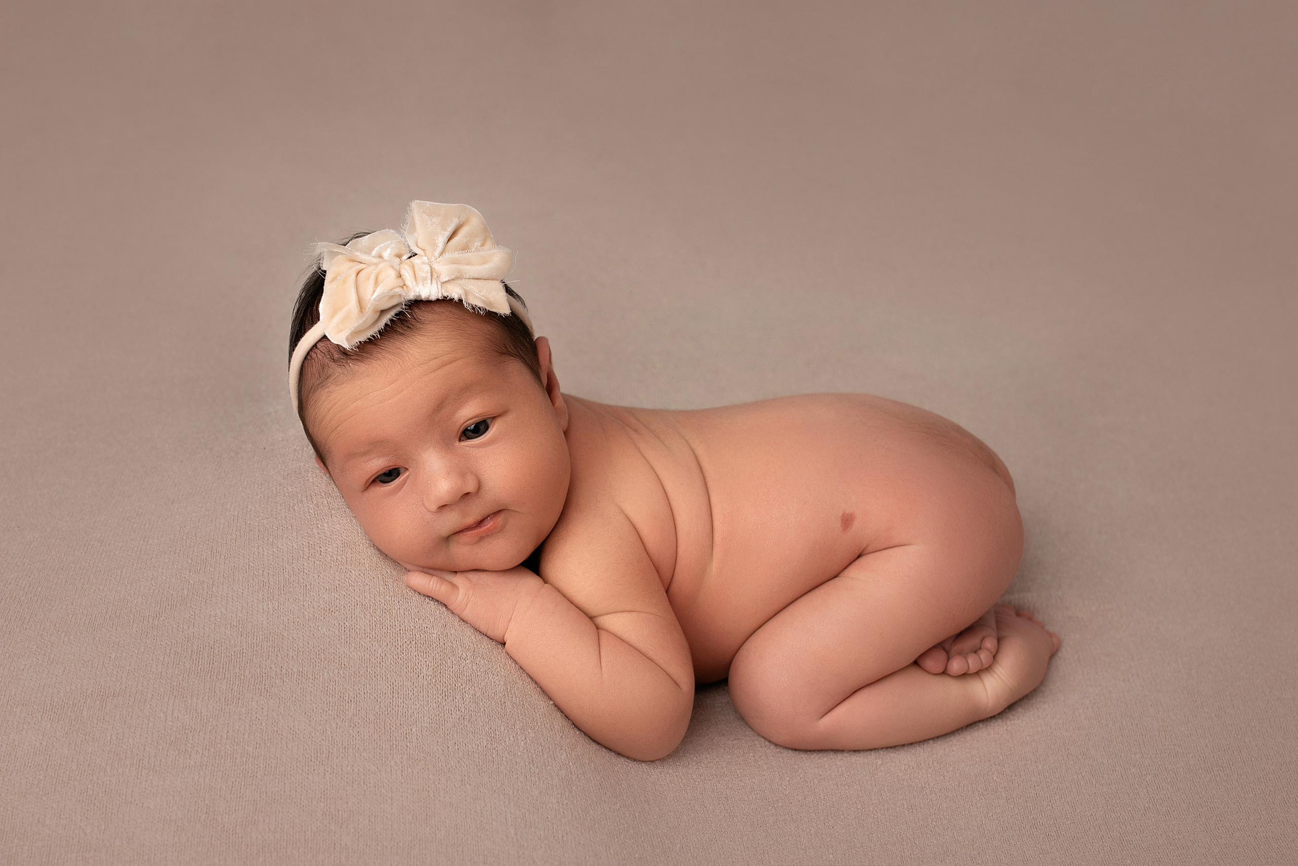 Новорождённые девочки. Детский фотограф новорождённых в Минске Боровик Екатерина