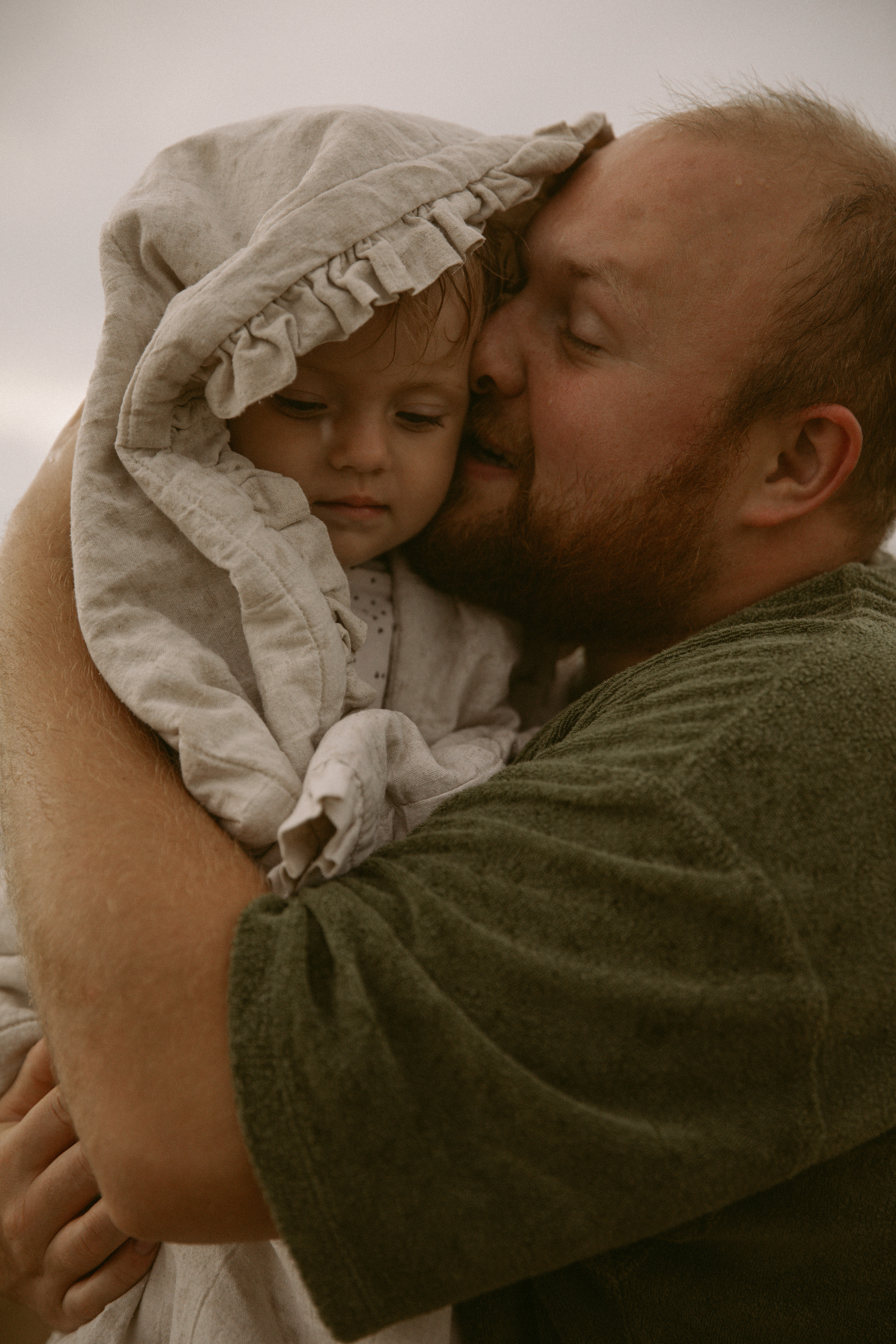 Гулять под дождем. Фотоистории в Ставрополе и Костроме Eva Vladi