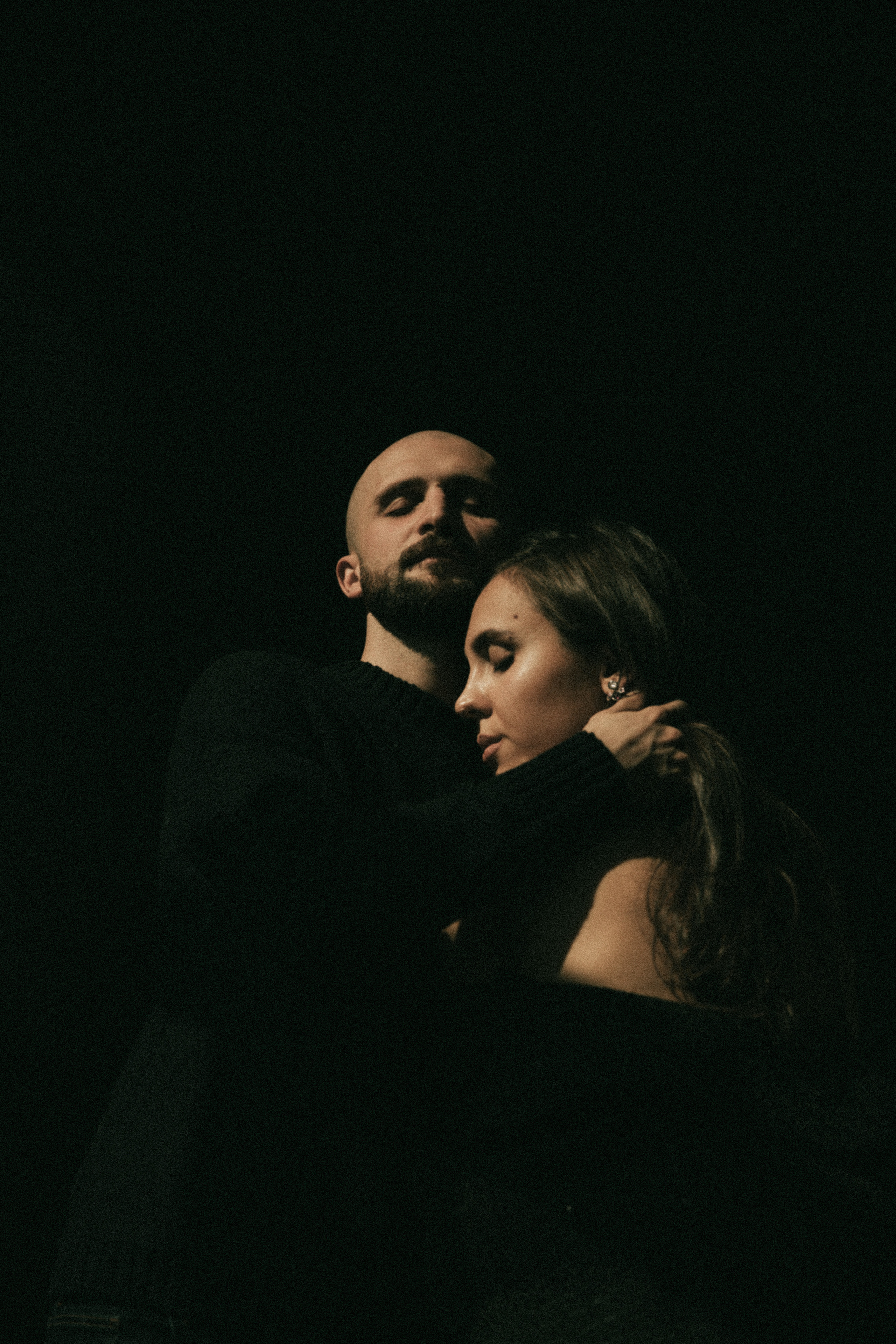 В этом мире только мы одни. Фотоистории в Ставрополе и Костроме Eva Vladi