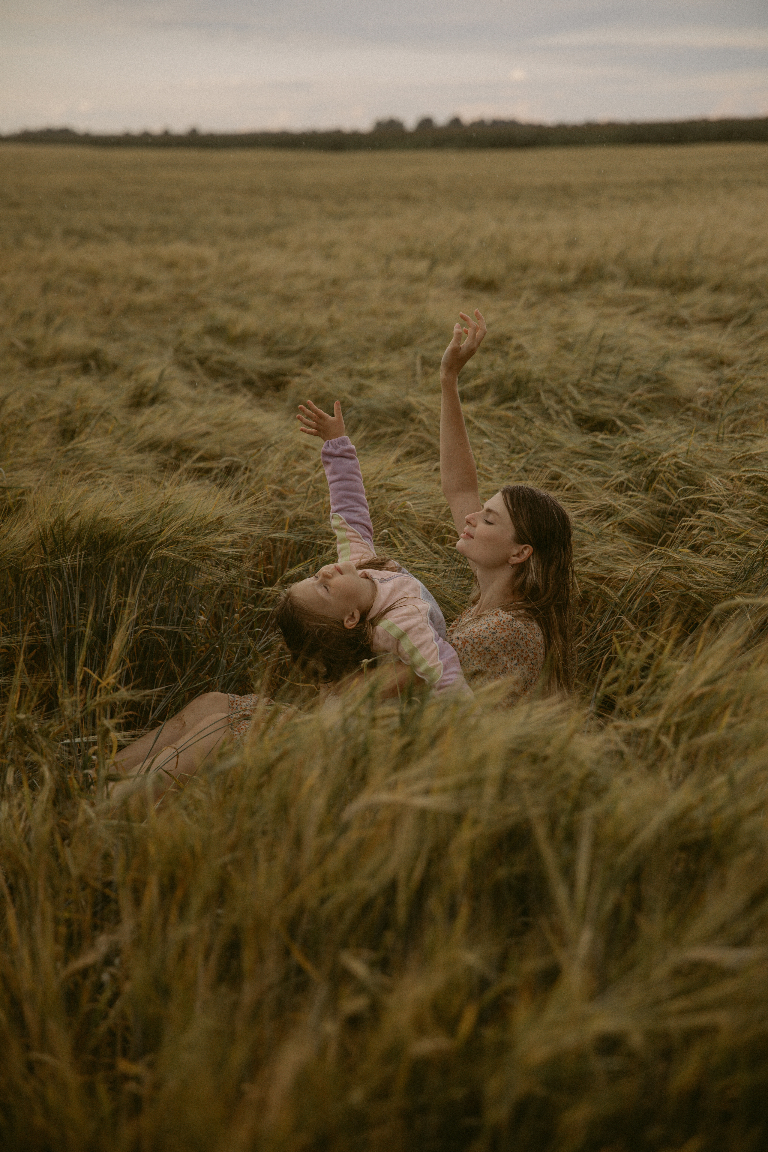 Гулять под дождем. Фотоистории в Ставрополе и Костроме Eva Vladi