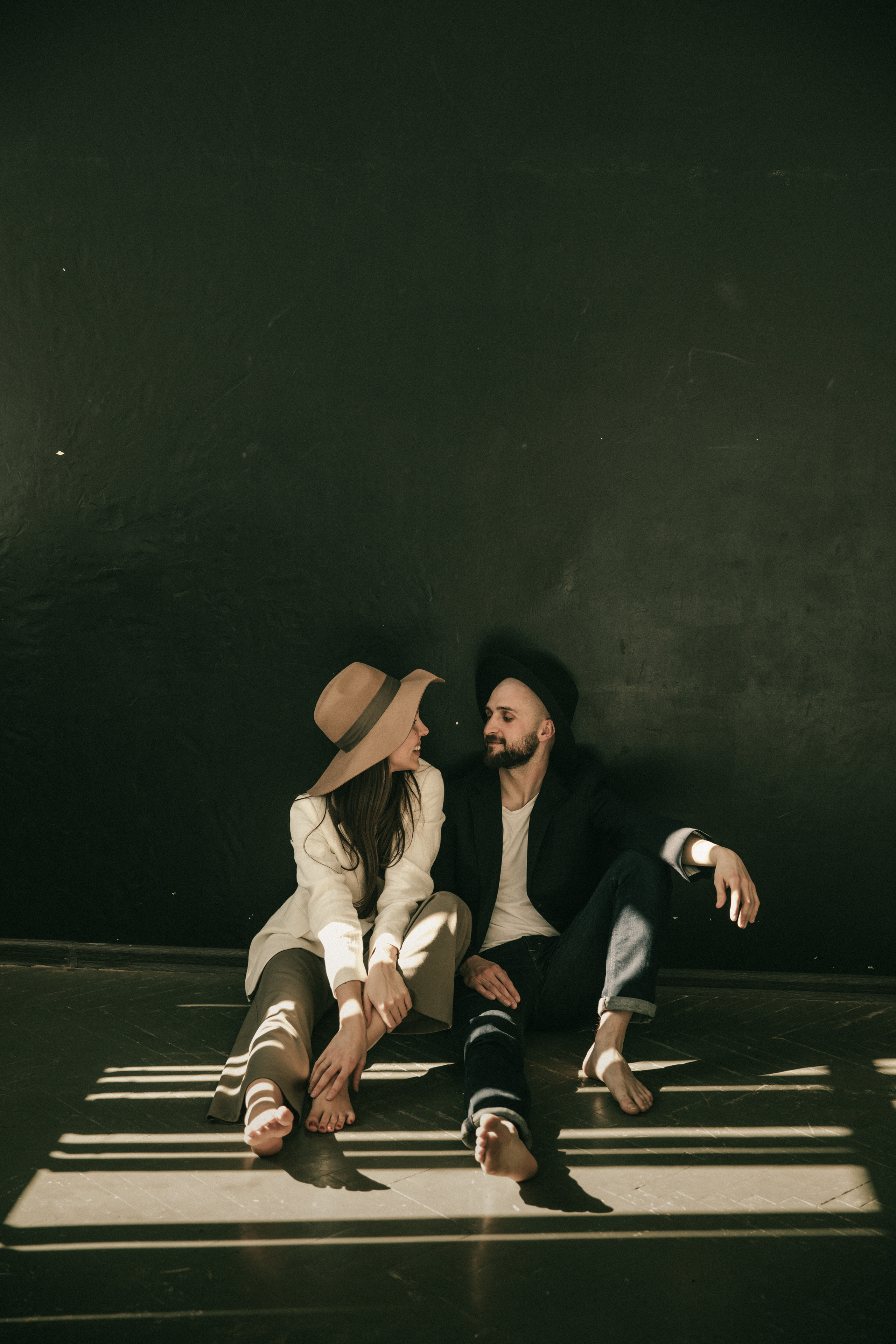 В этом мире только мы одни. Фотоистории в Ставрополе и Костроме Eva Vladi