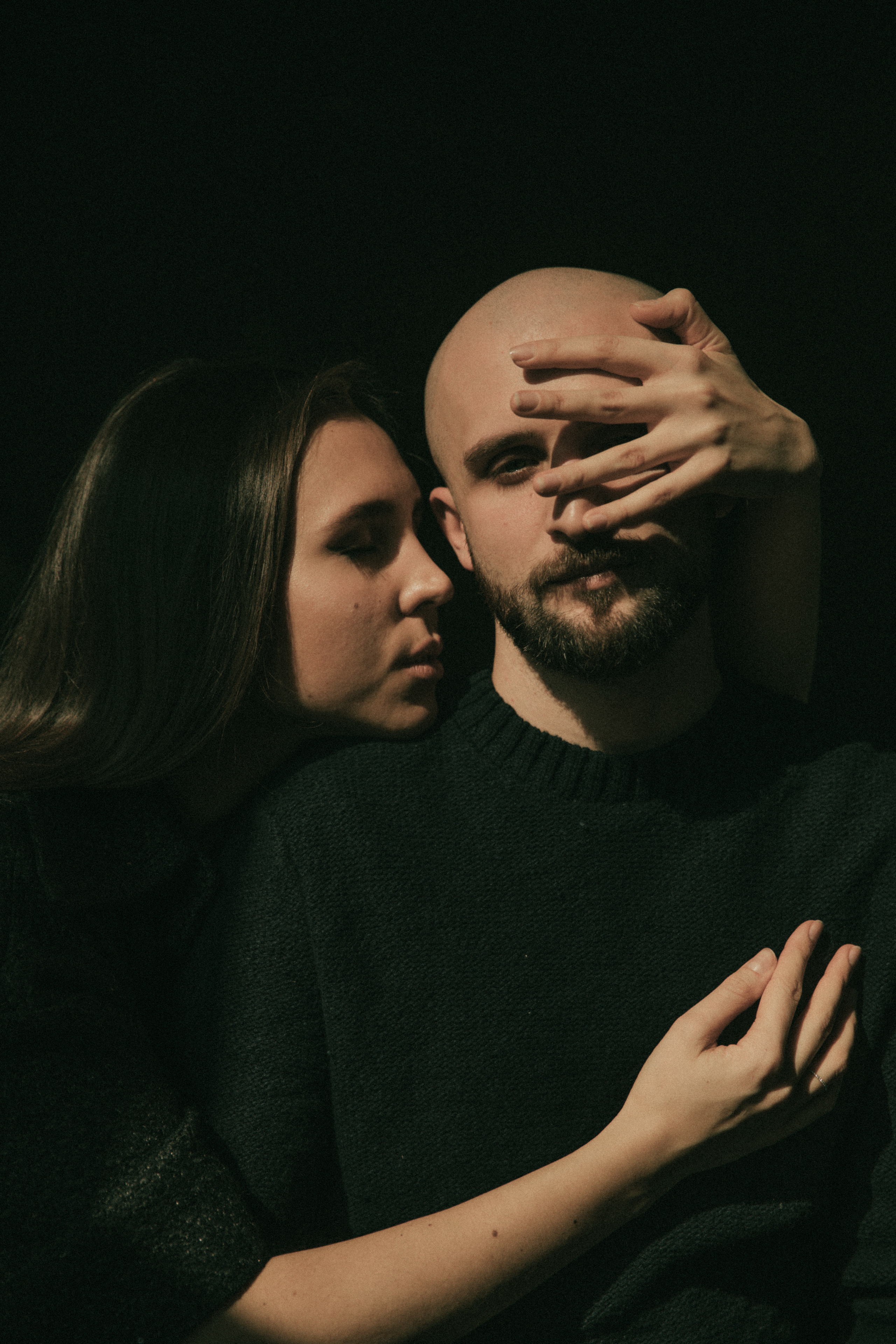 В этом мире только мы одни. Фотоистории в Ставрополе и Костроме Eva Vladi