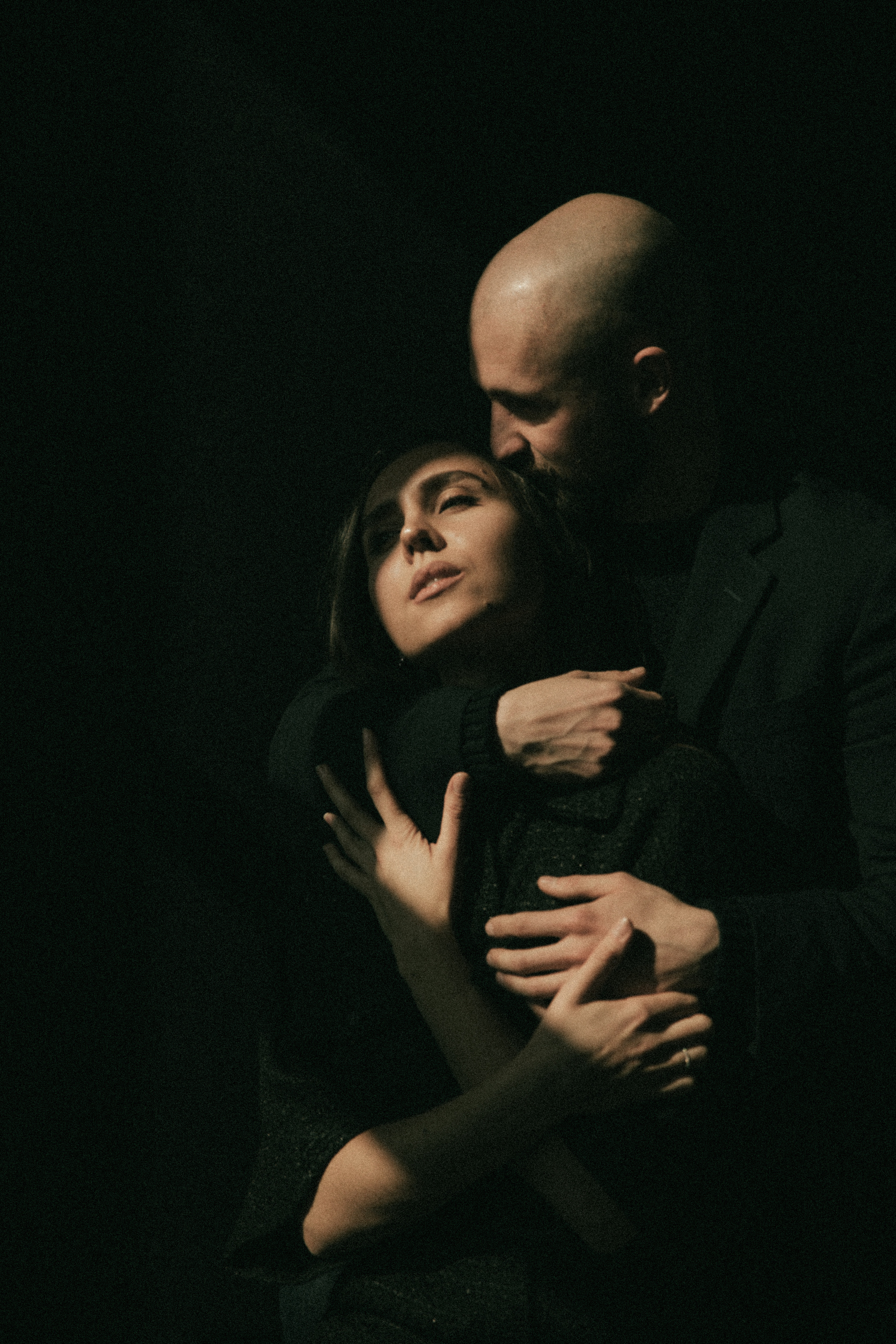 В этом мире только мы одни. Фотоистории в Ставрополе и Костроме Eva Vladi