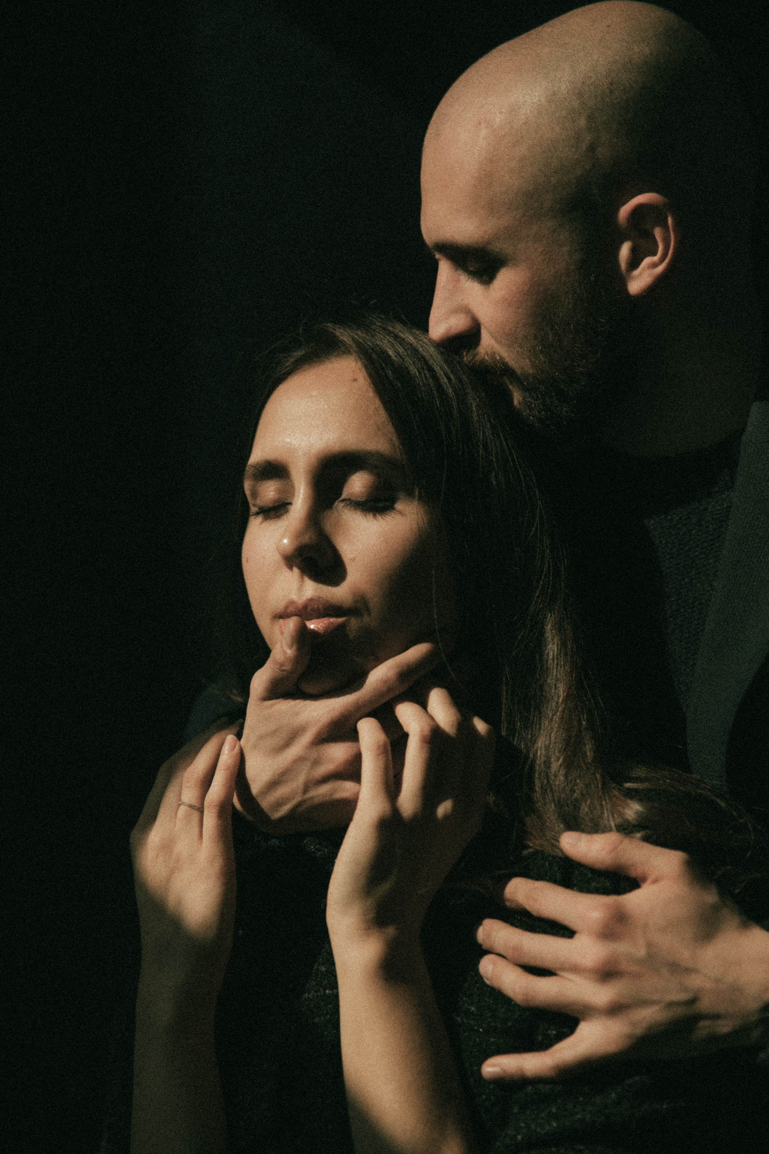 В этом мире только мы одни. Фотоистории в Ставрополе и Костроме Eva Vladi