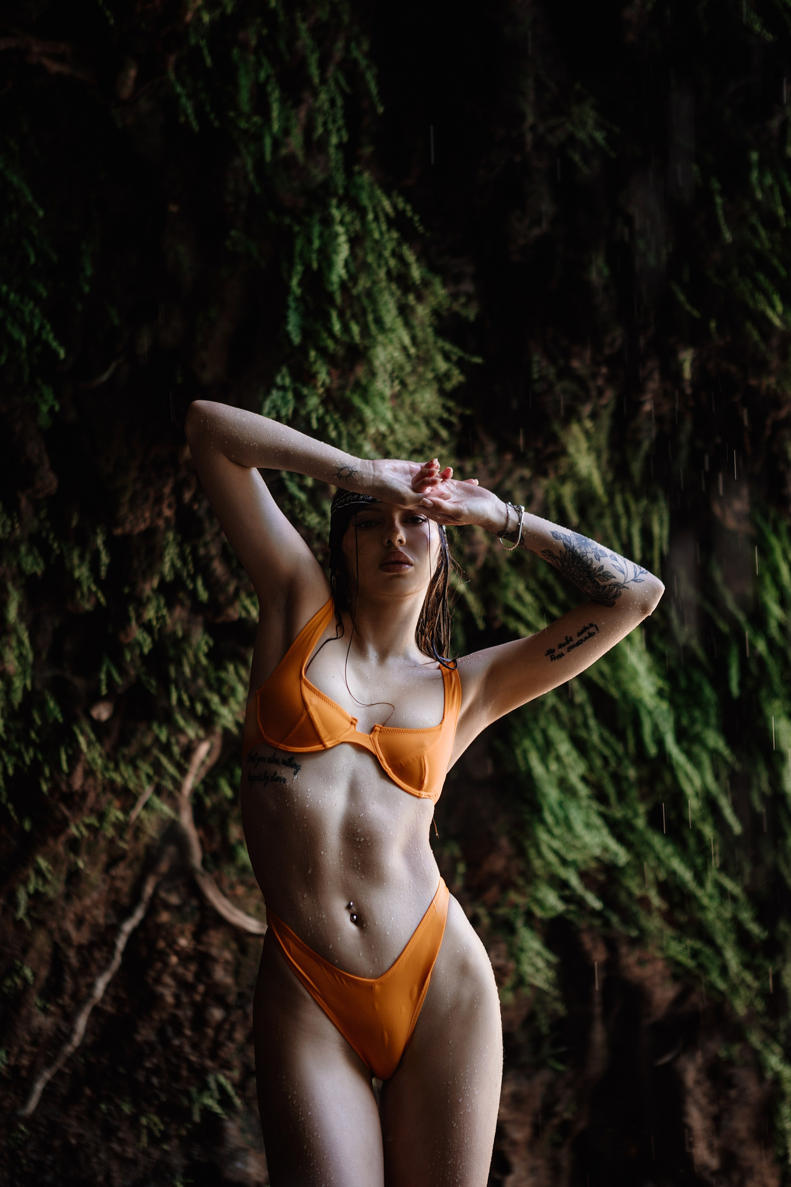 Пленер. Женский сексуальный фотограф в Анталии, Турции Надин Оздемир