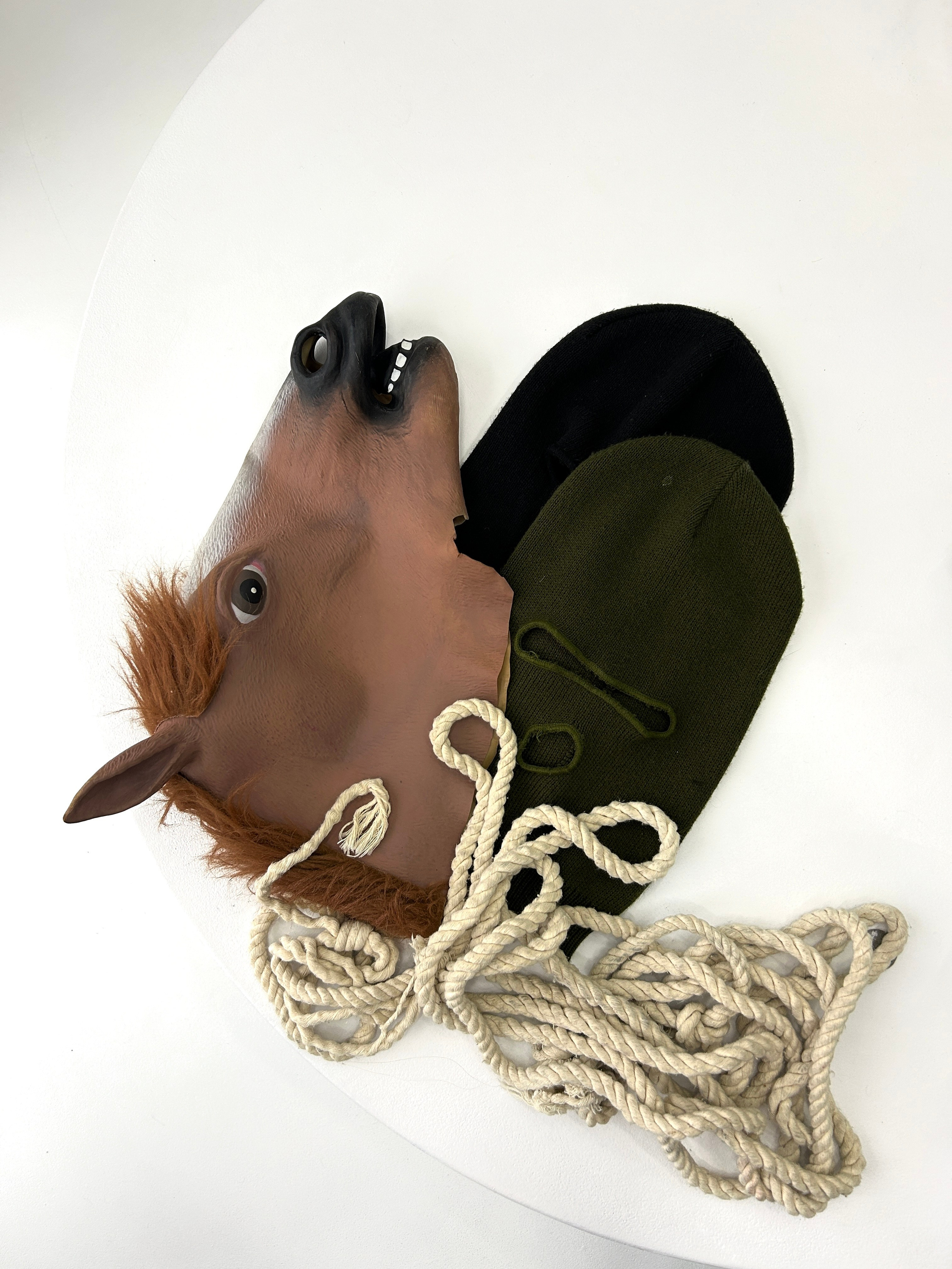 Современное оборудование в нашей студии и очень много реквизита. Фотостудия LUNA — аренда циклорамы и фотозон в Екатеринбурге