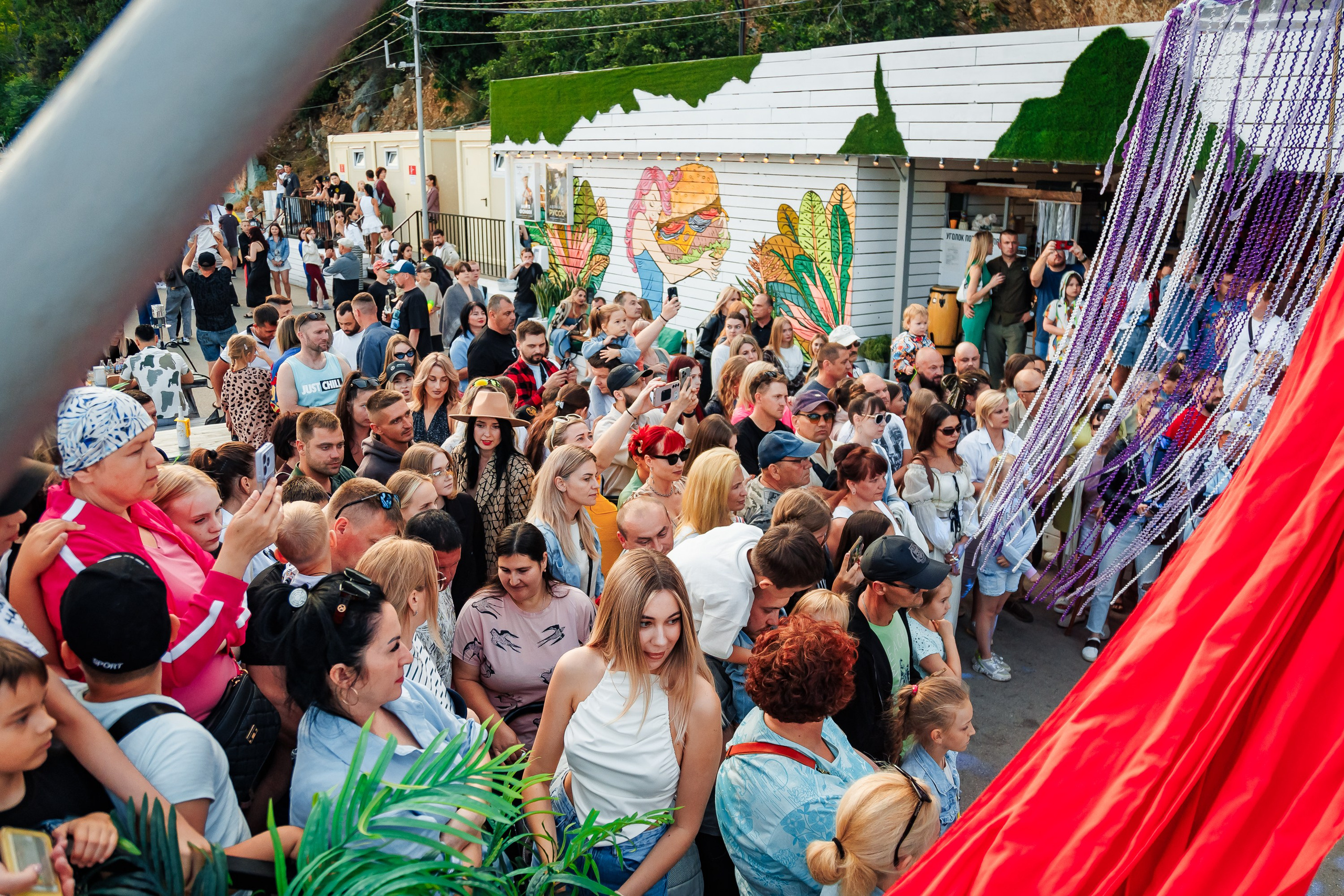 Открытие сезона в HUNGRY BIRD_Симеиз_Крым_14.06.2025. Аминов Руслан | Фотограф