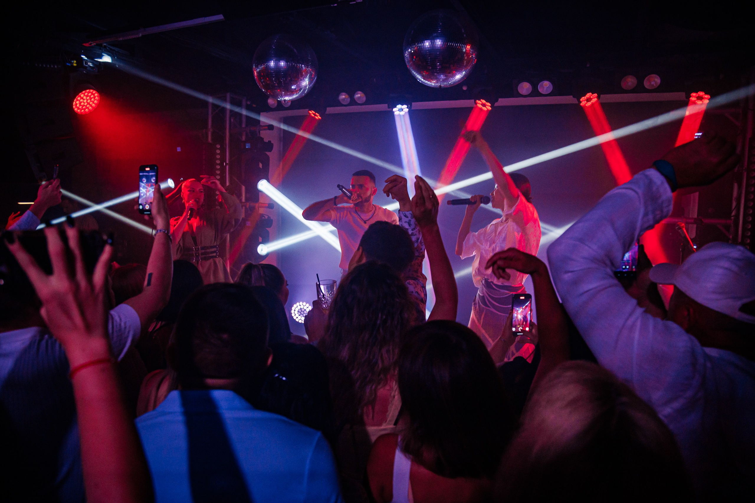 «Бьянка"_Чайка на пляже_Ялта_25.07.2025 г. Аминов Руслан | Фотограф