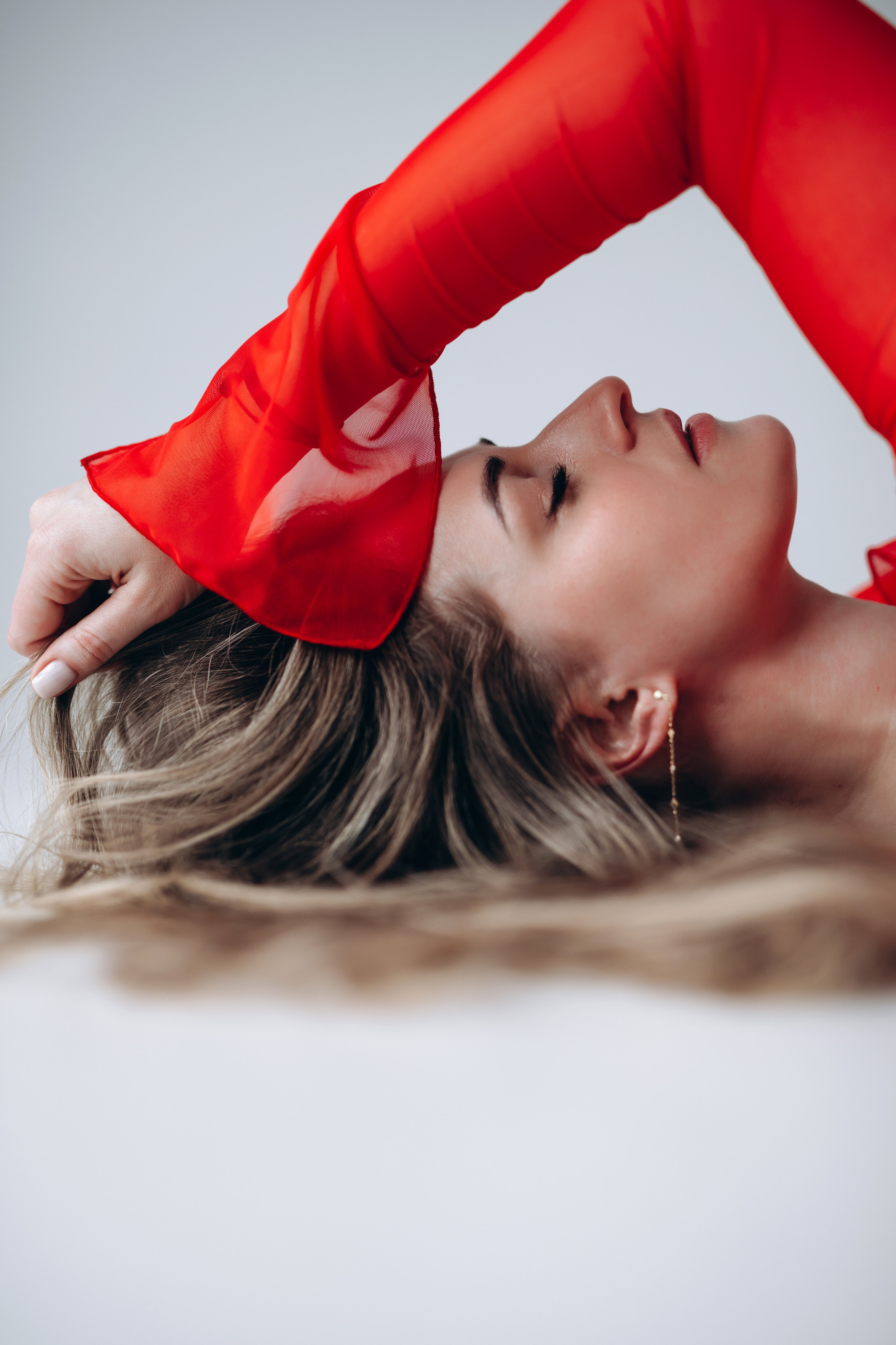 RED heart / Lora. Портретный женский фотограф Минск Беларусь Алена Янович