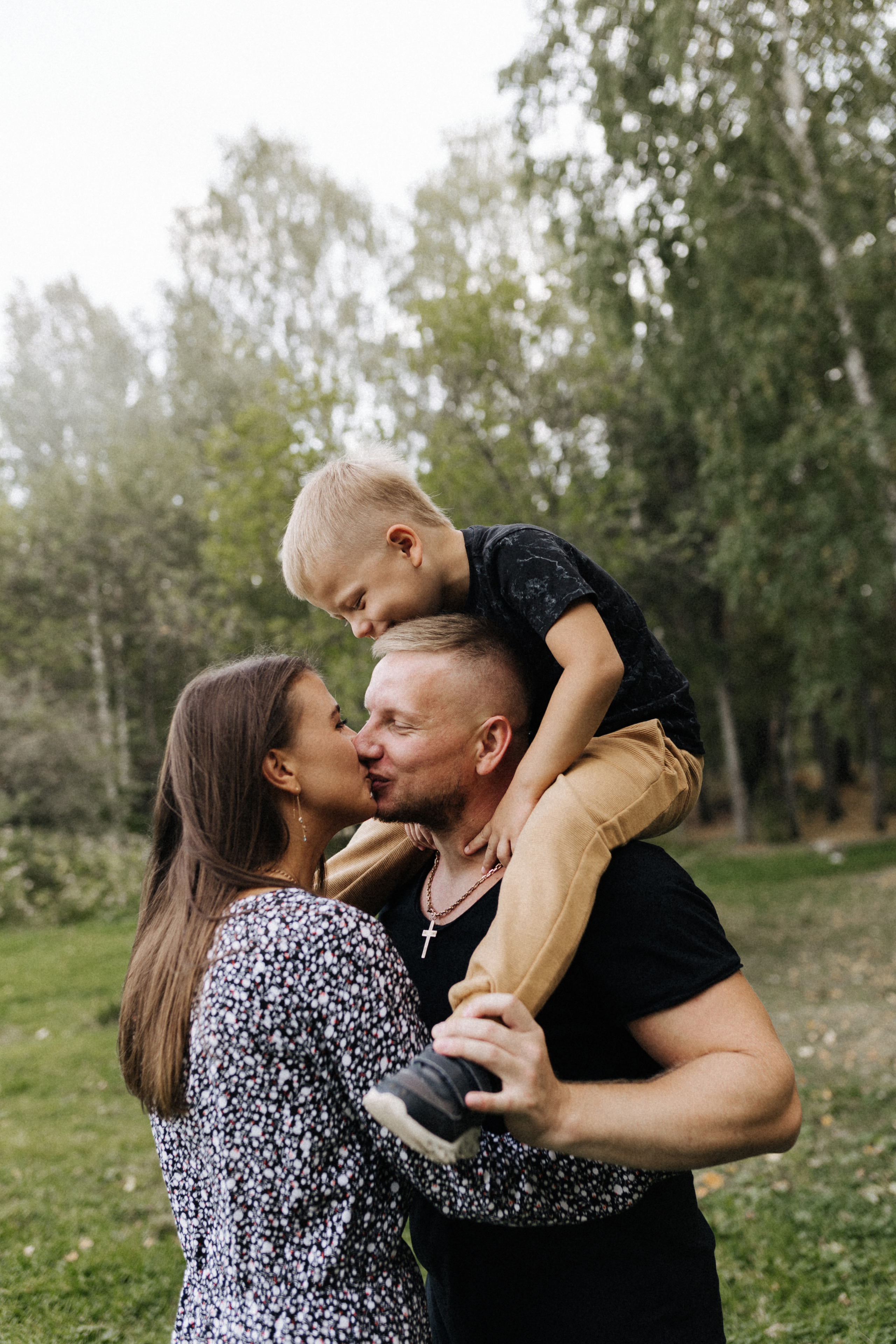 Прогулка на природе. Свадебный фотограф в Москве и Екатеринбурге