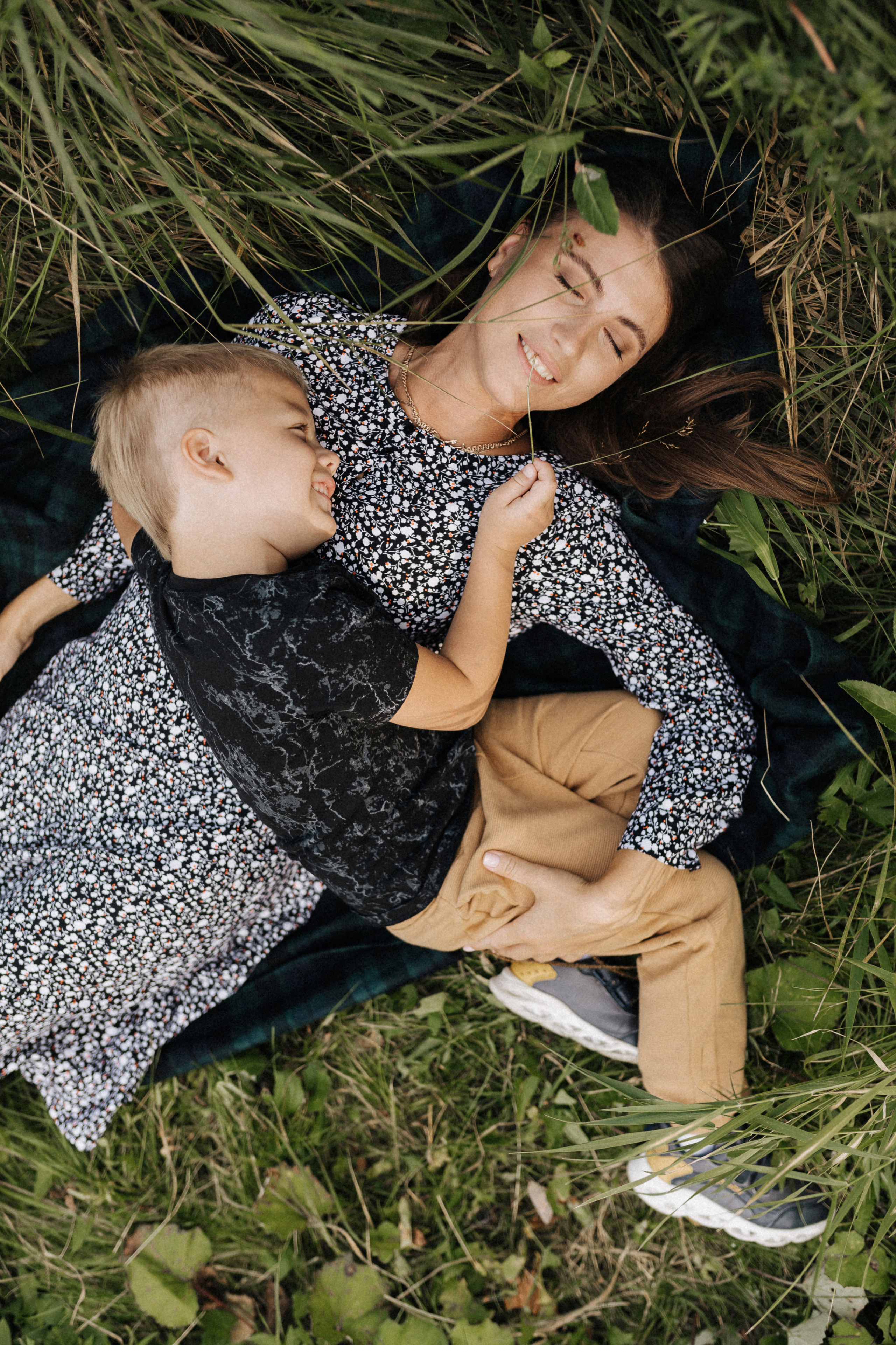 Прогулка на природе. Свадебный фотограф в Москве и Екатеринбурге