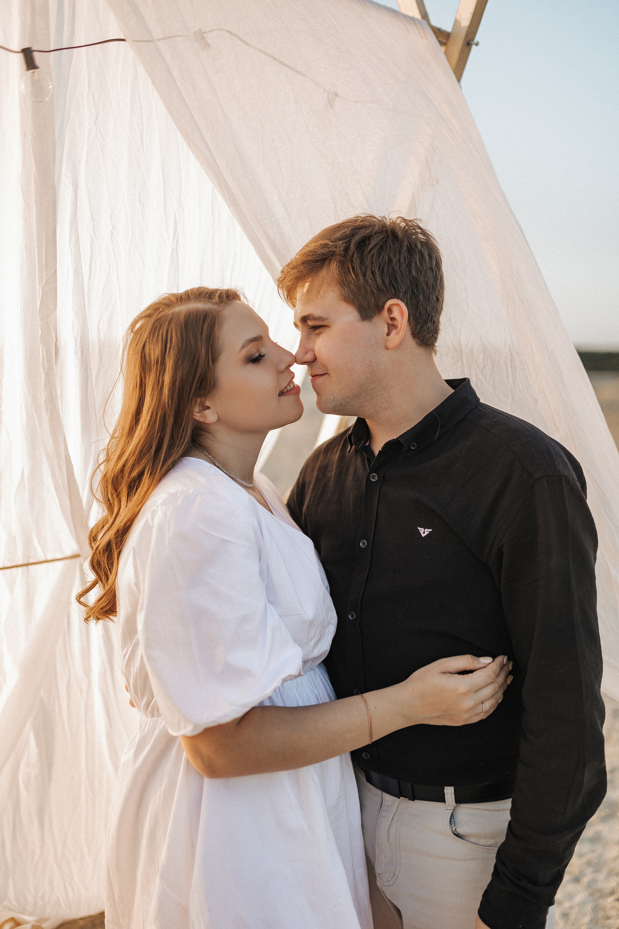 Фургон, пески и Зюзя. Свадебный фотограф в Москве и Екатеринбурге