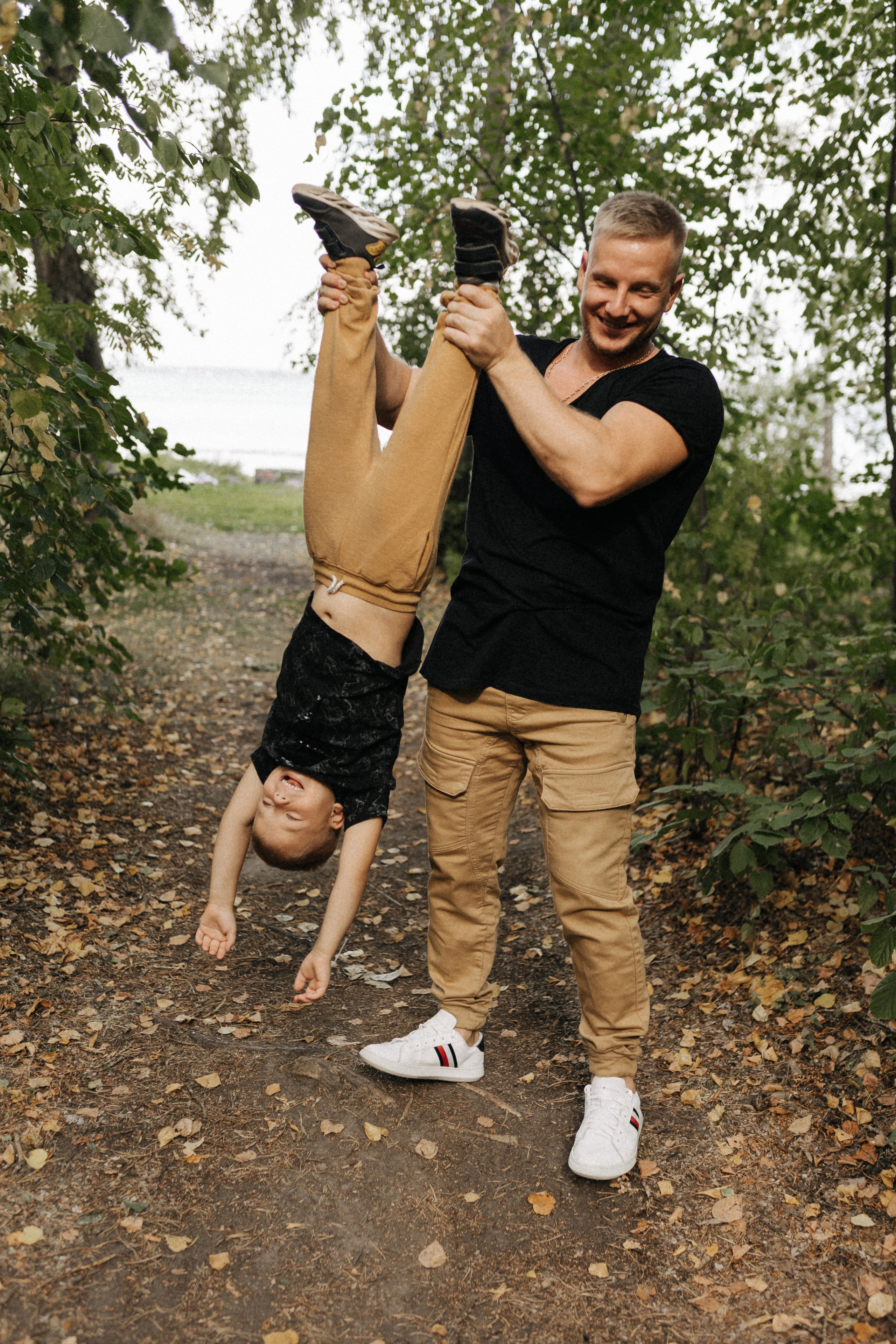 Прогулка на природе. Свадебный фотограф в Москве и Екатеринбурге