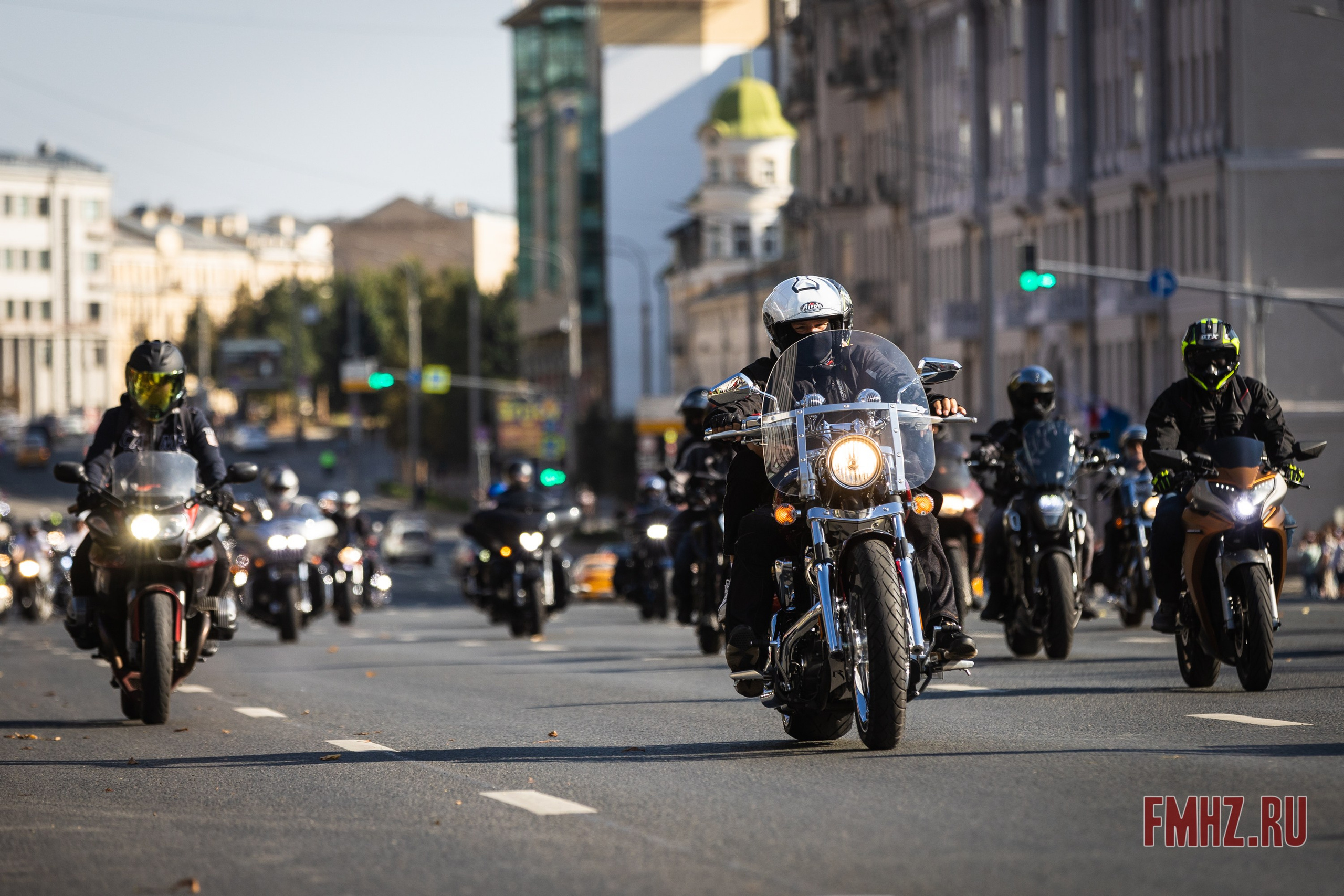 Закрытие Мотосезона 2023 на проспекте Академика Сахарова. Фотограф Владимир Охрименко