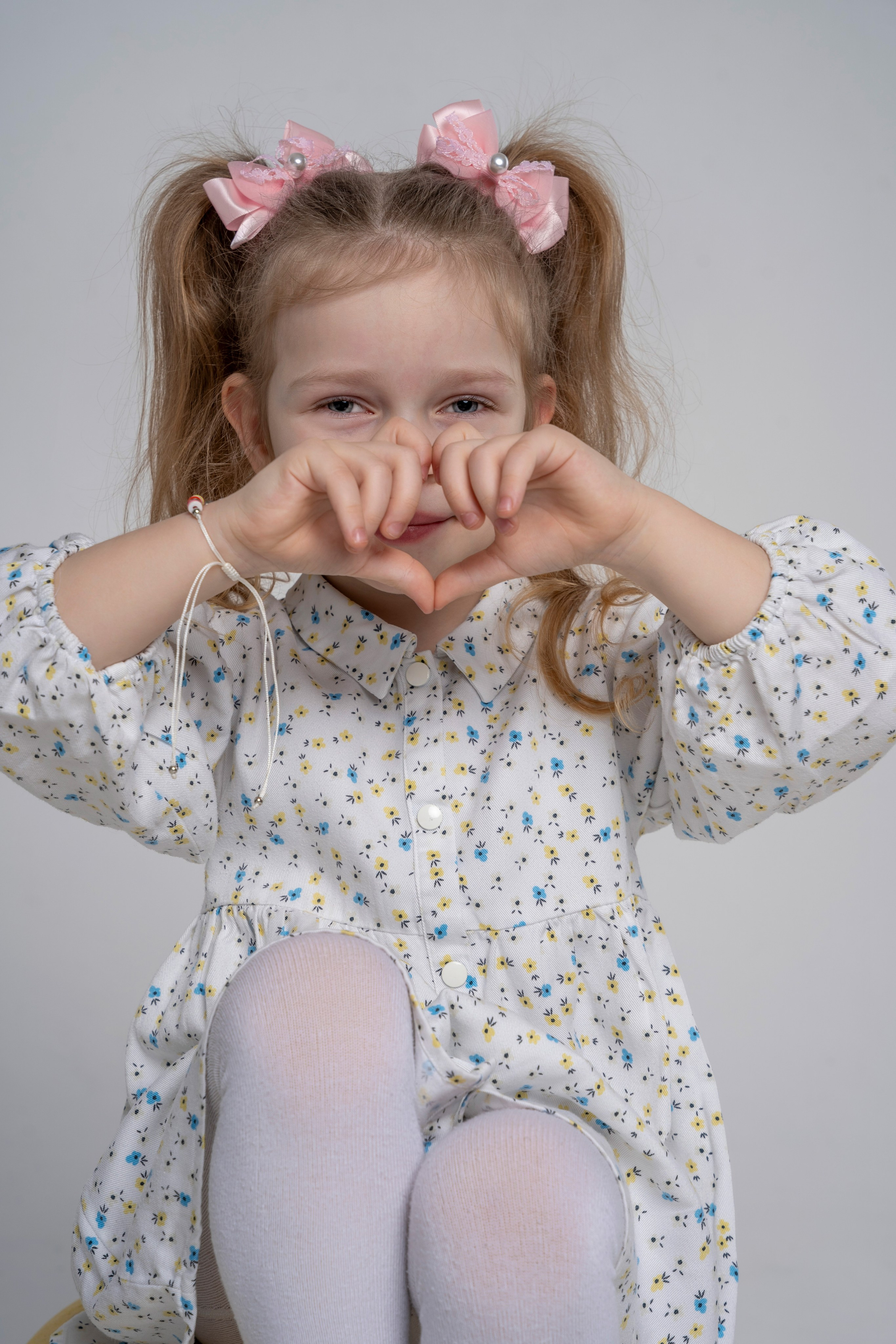 Семейные фотосессии на циклораме.Белом фоне. Профессиональный фотограф Ковалева Олеся