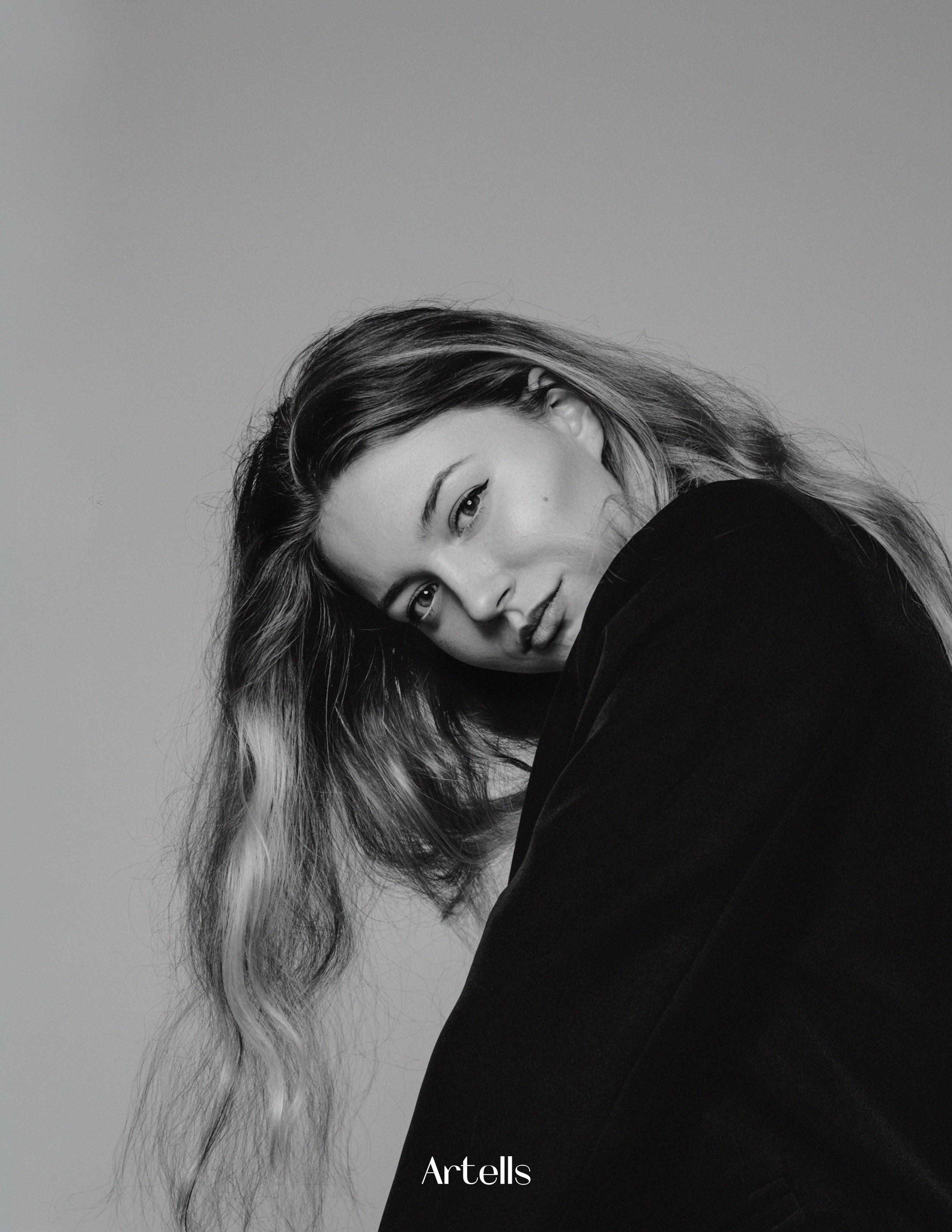 Журнал Artells New York, NY. Портретный фотограф в Москве Валя Дмитрук