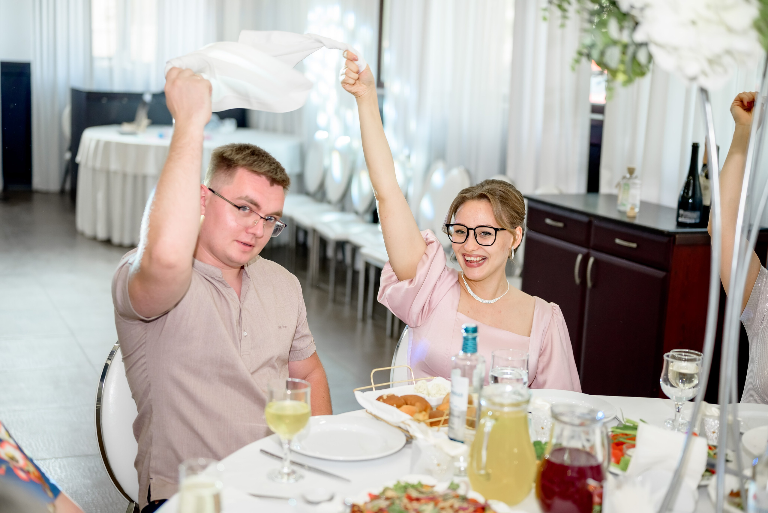 Банкетная часть (1). Юлия Басня семейный и свадебный фотограф в Донецке