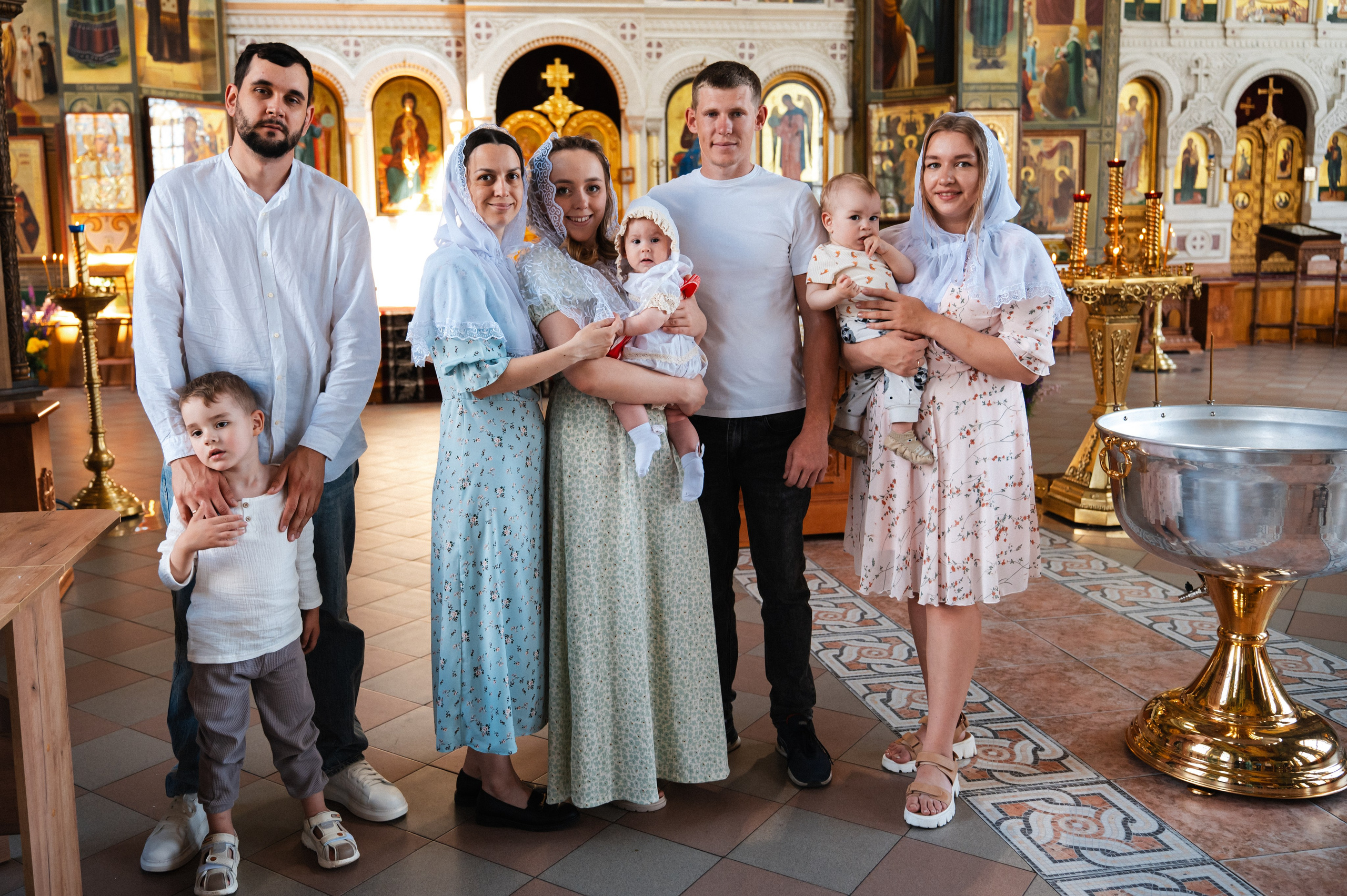 Таинство Крещения Дарьи (Храм Преполовения Пятидесятницы). Фотограф Ярута Оксана / Ростов-на-Дону