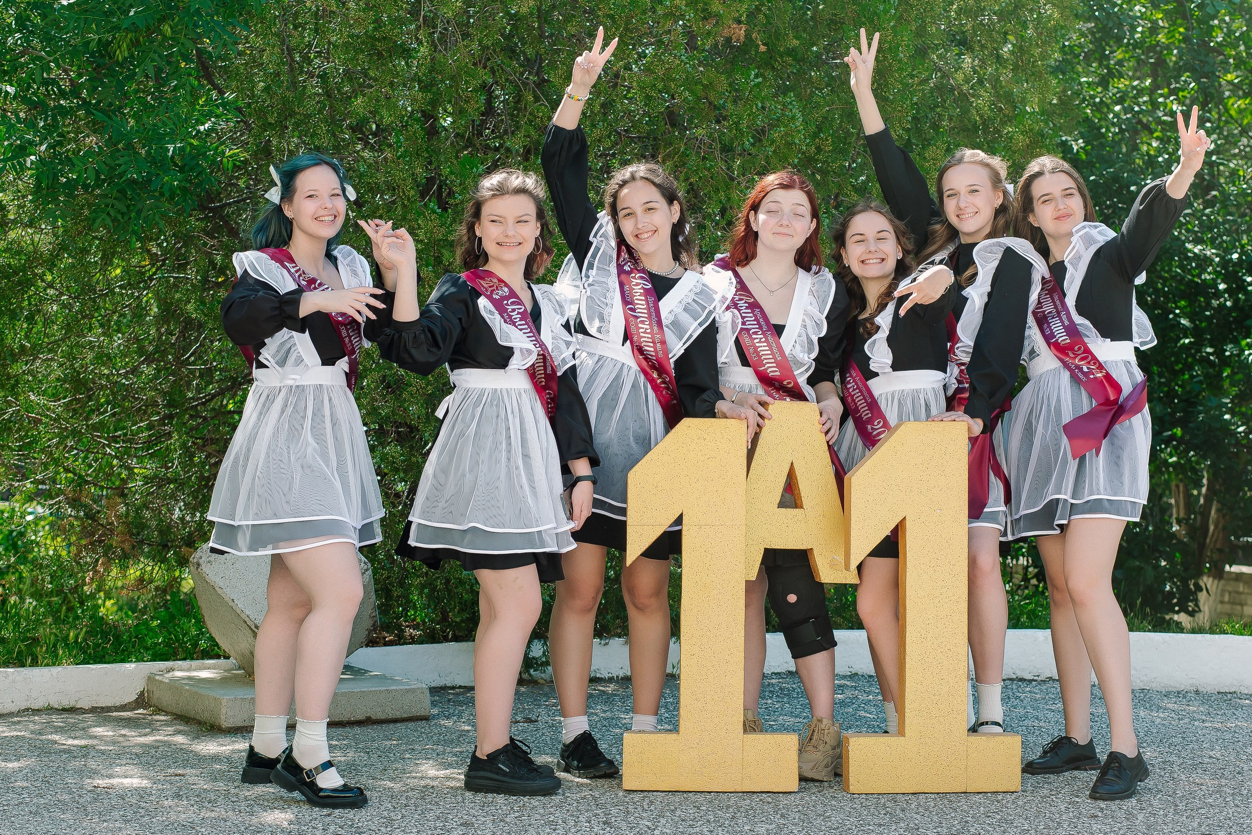 11 класс 33 школа. Выпускные альбомы Натальи Бутко: Новороссийск, Анапа, Геленджик