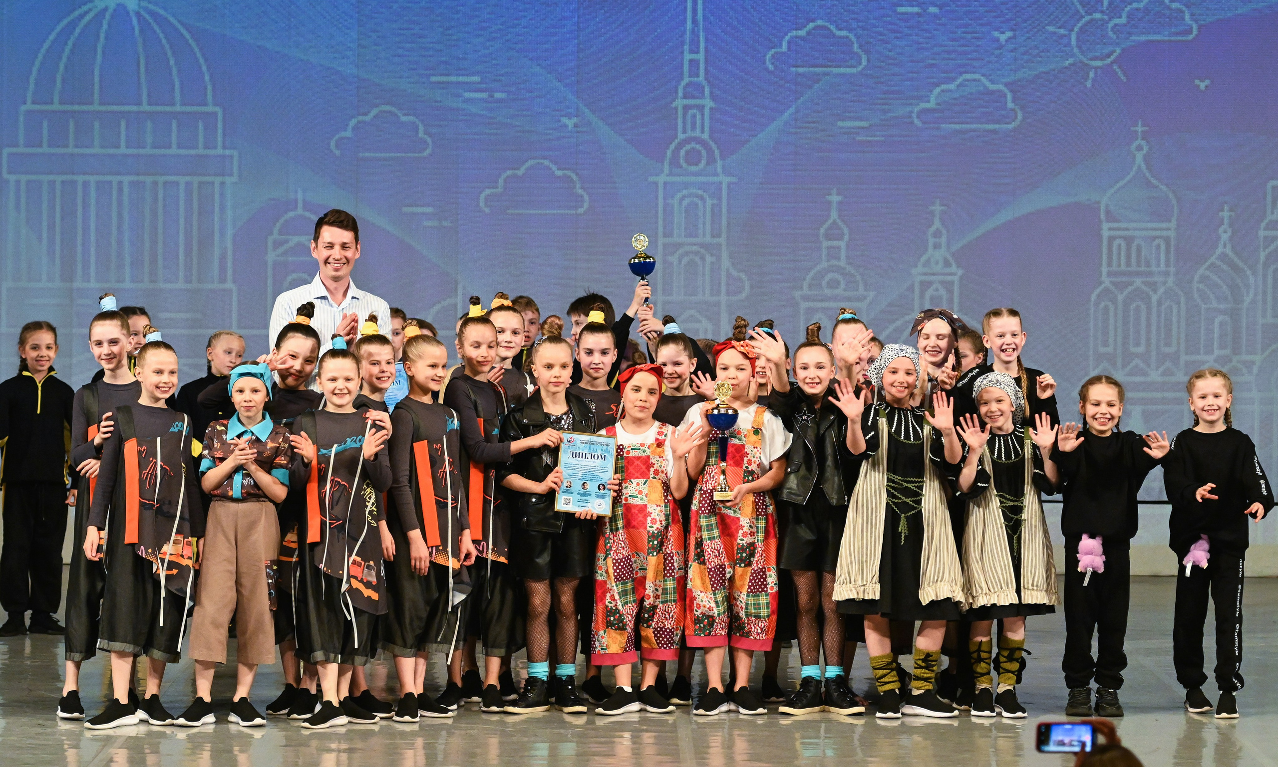 02.06.2025 «АртКомпас» Всероссийский фестиваль талантов «Невские встречи» г. Санкт-Петербург. Медиастудия Фото Концепт