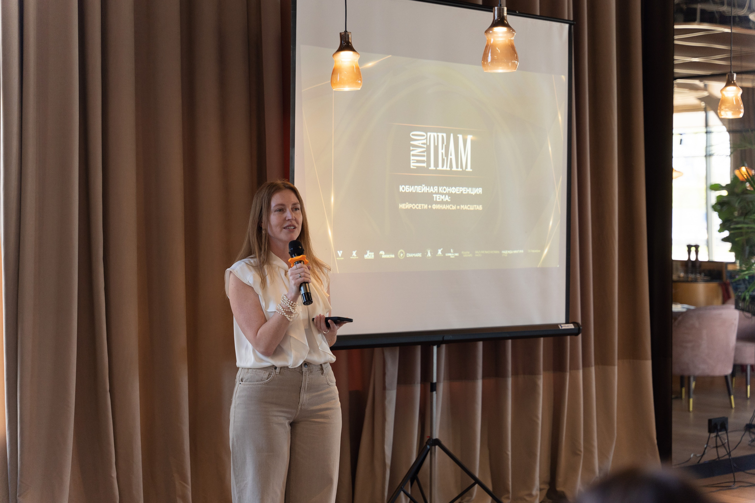 TINAoTEAM: конференция V. Портретный и репортажный фотограф в Москве Разуменко Роман