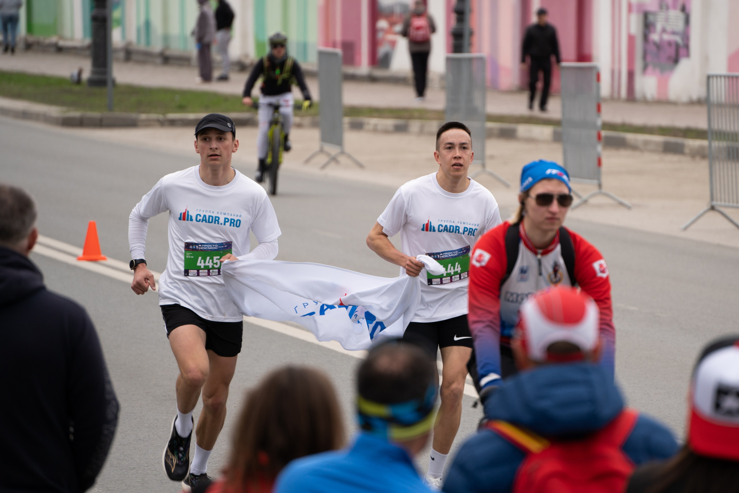 Самарский Космический Полумарафон 2024. Фотограф в Самаре Иван Булатов
