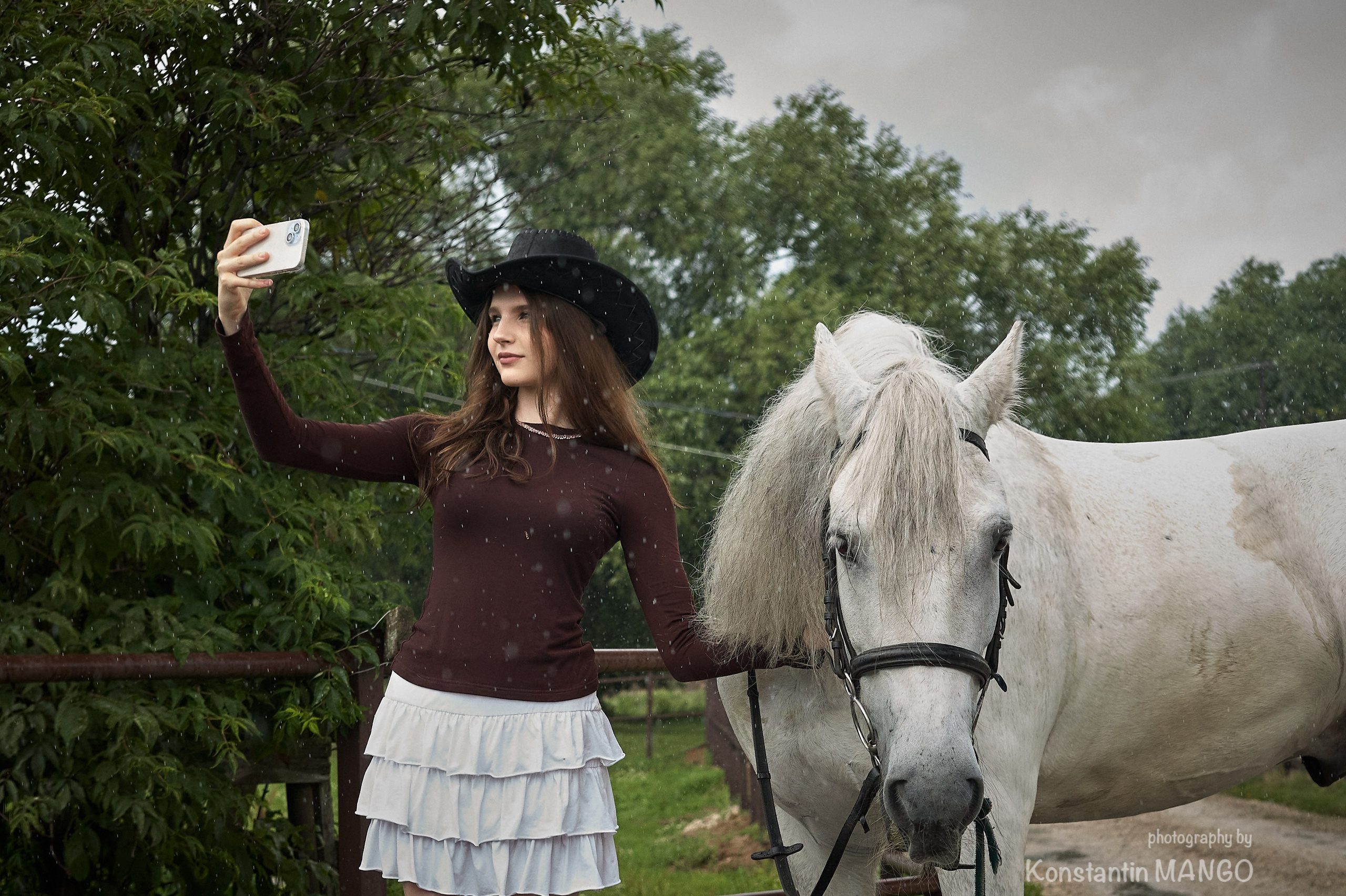 Фотопрогулка для Виктории и Полины на лошадях. Фотограф в Рязани. Свадьба, семейное фото, портрет. Константин Манго