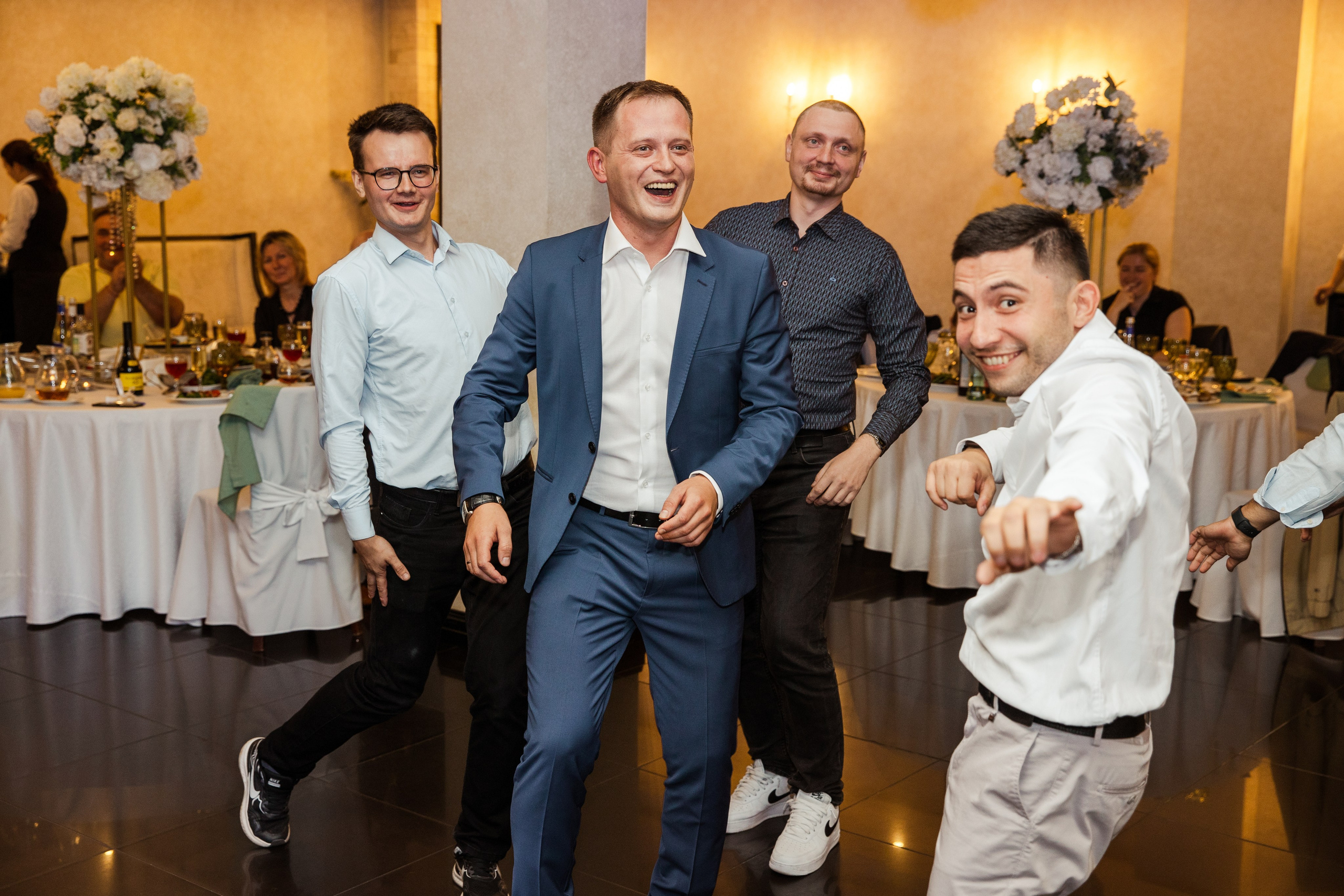 Ира и Максим. Ведущий на свадьбу в Москве Зубков Алексей